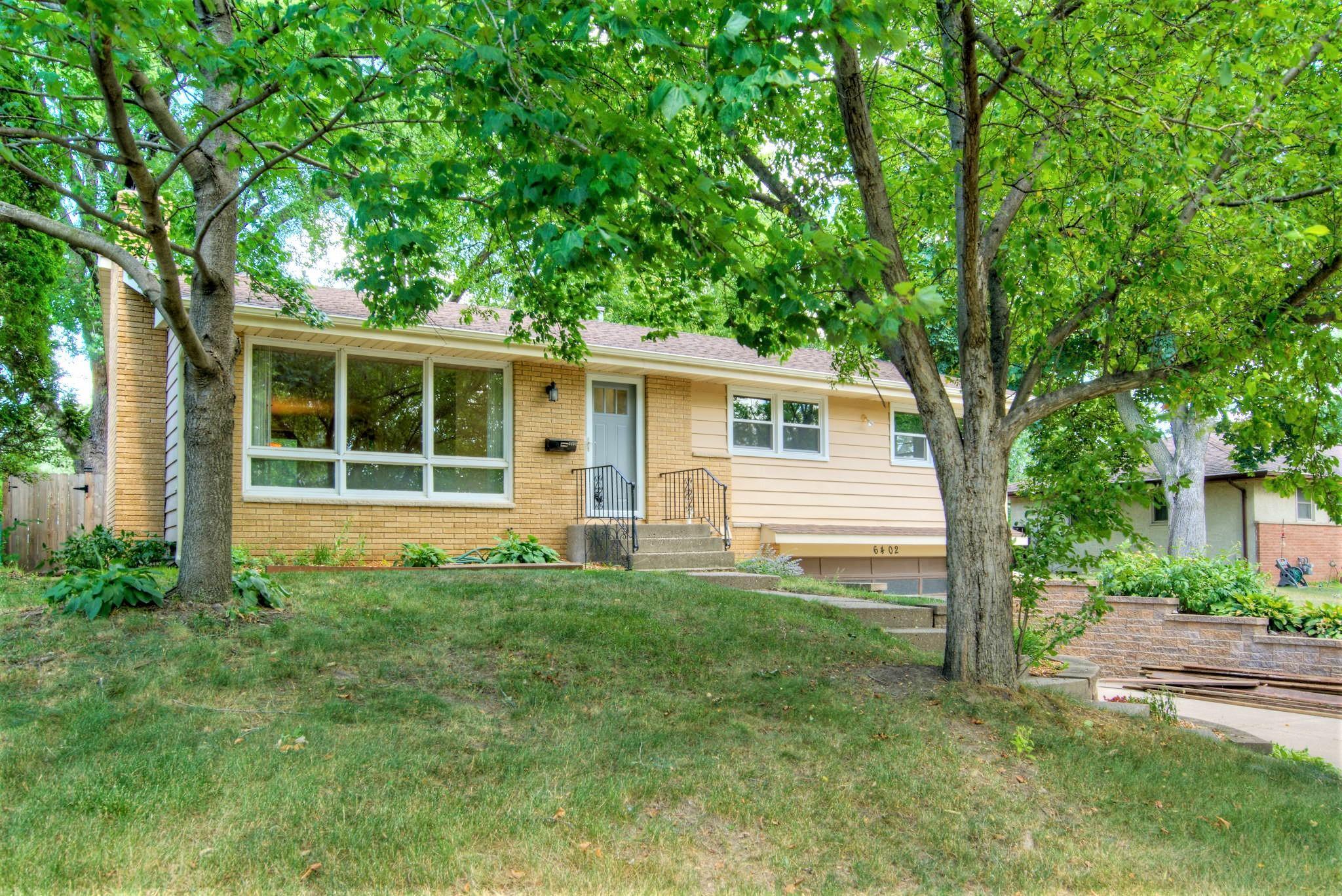 View of Residential at 6402 37th Avenue, Crystal MN 55427, Crystal - Mike Wilen | Minnesota Team Real Estate
