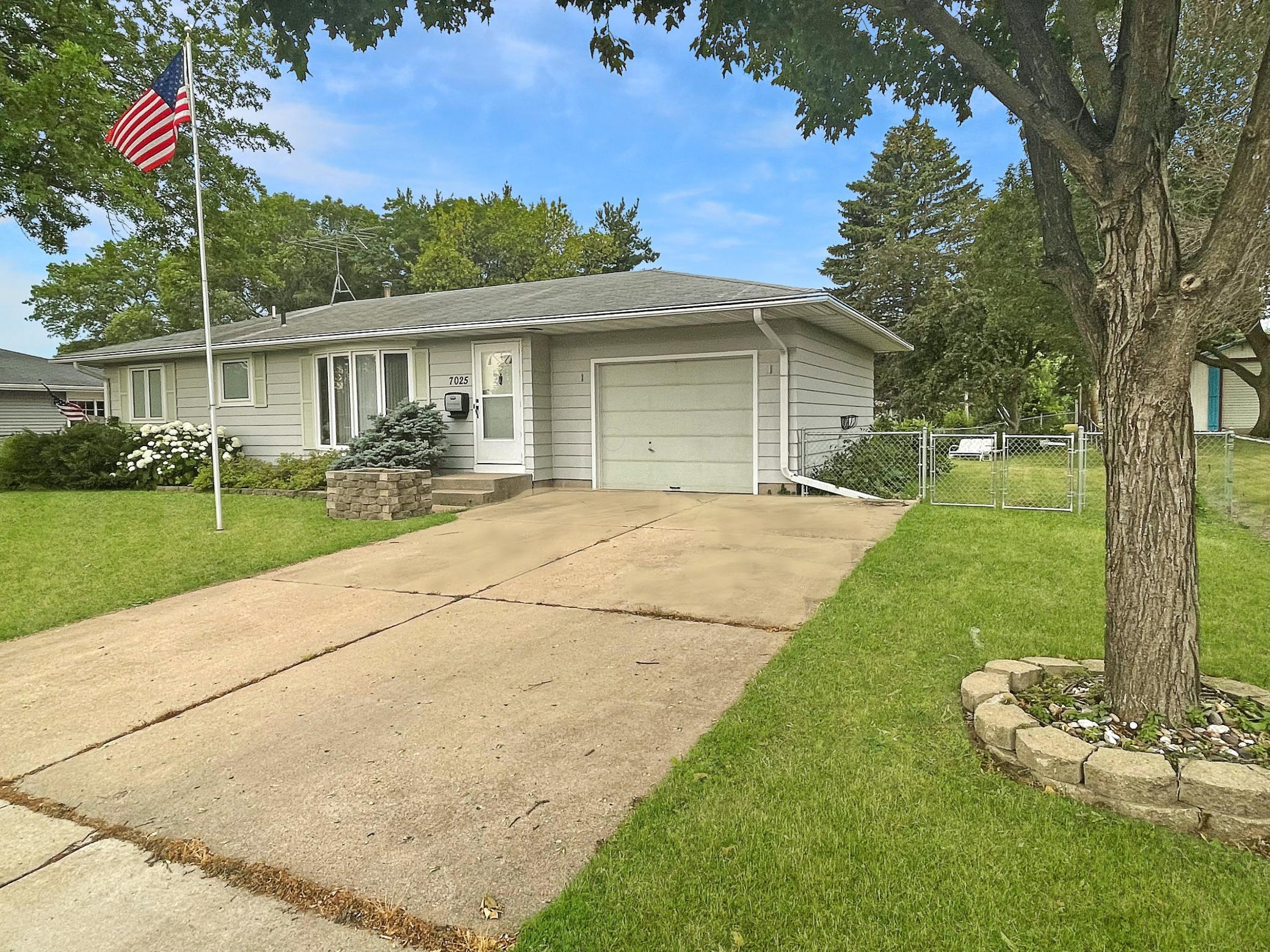 View of Residential at 7025 Dawn Avenue, Inver Grove Heights MN 55076, Inver Grove Heights - Mike Wilen | Minnesota Team Real Estate