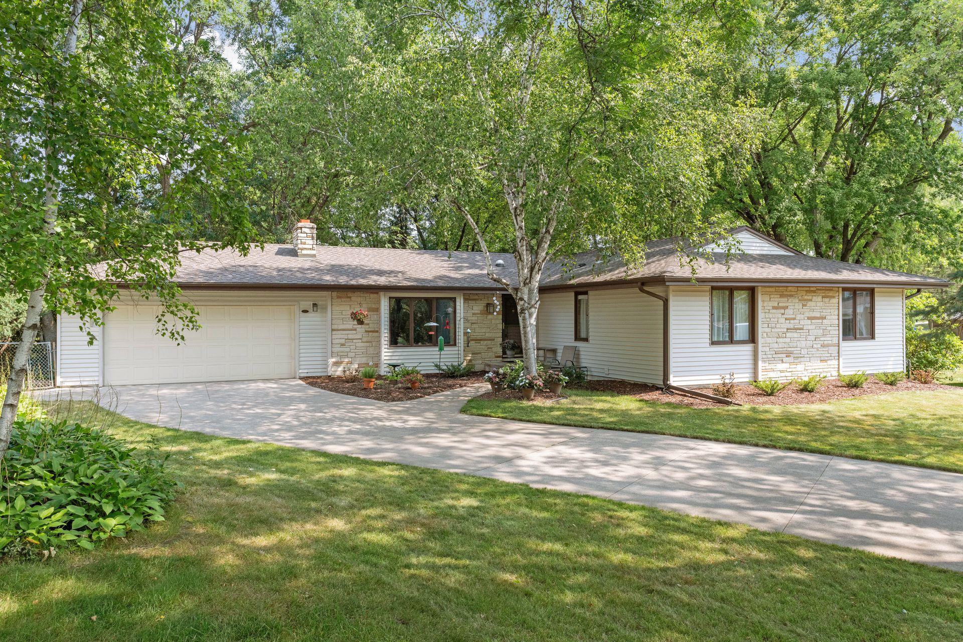 View of Residential at 6311 Doron Lane, Edina MN 55439, Edina - Mike Wilen | Minnesota Team Real Estate