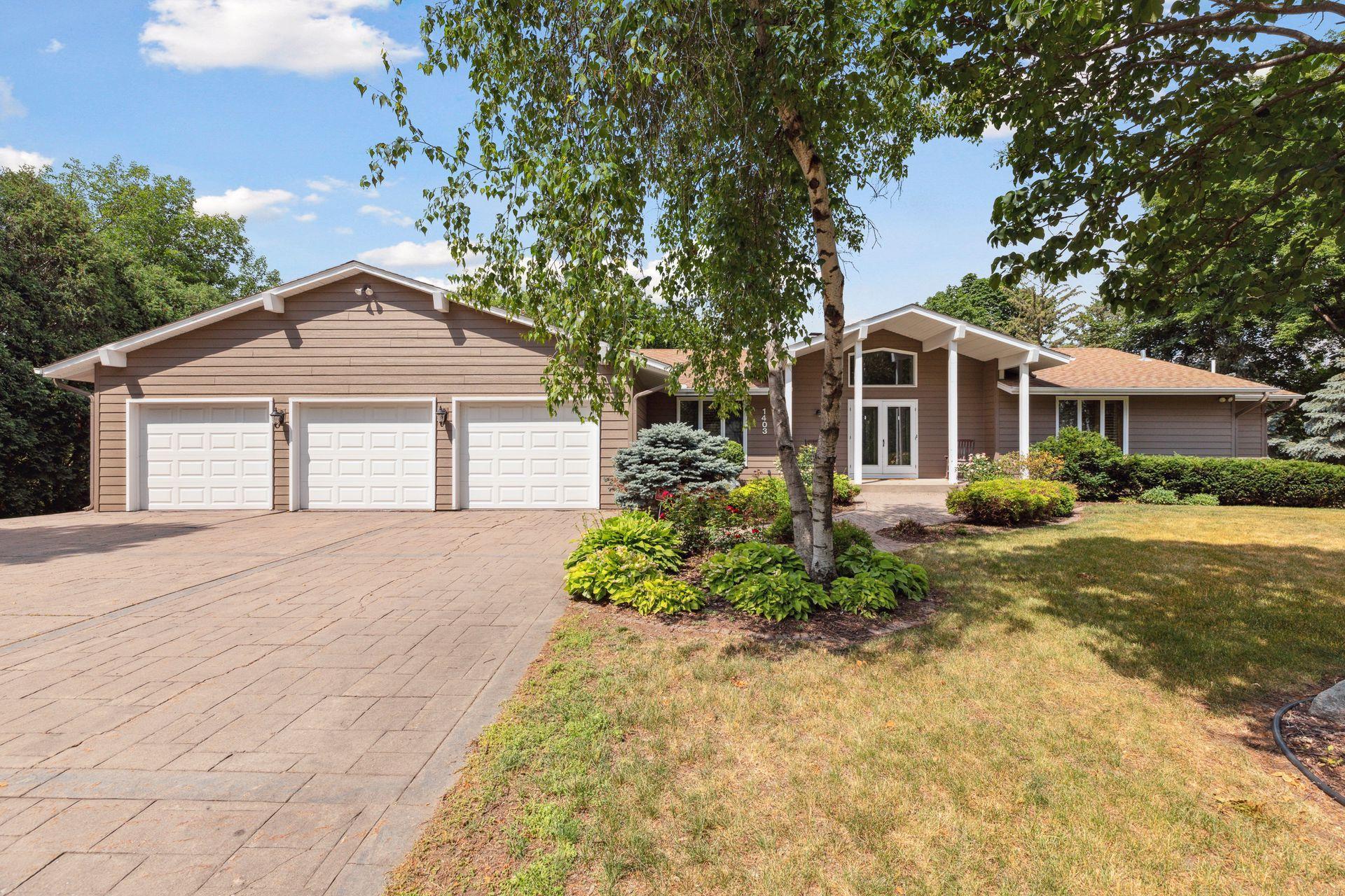View of Residential at 1403 Medora Road, Mendota Heights MN 55118, Mendota Heights - Mike Wilen | Minnesota Team Real Estate