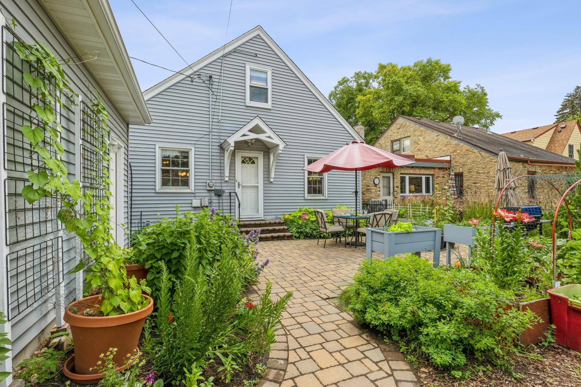 View of Residential at 1835 Highland Parkway, Saint Paul MN 55116, Saint Paul - Mike Wilen | Minnesota Team Real Estate