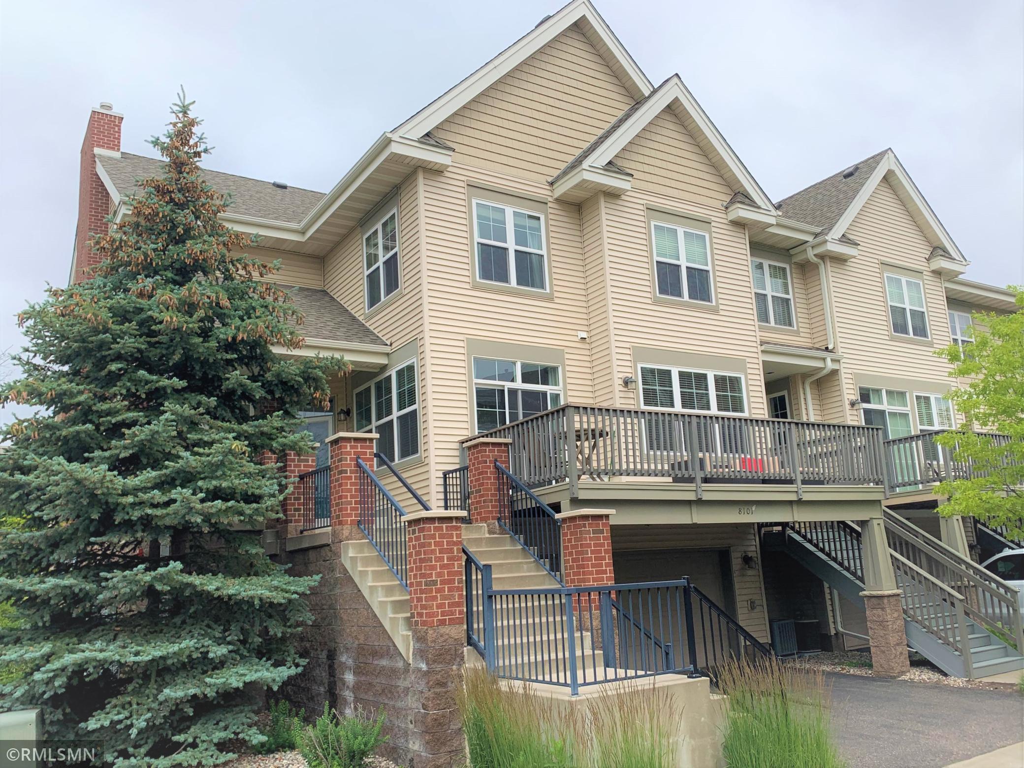 View of Residential at 8101 Oakview Drive, Maple Grove MN 55369, Maple Grove - Mike Wilen | Minnesota Team Real Estate