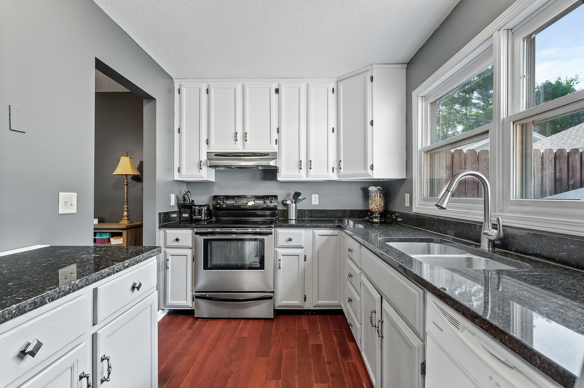 View of Residential at 6712 Gretchen Lane, Oakdale MN 55128, Oakdale - Mike Wilen | Minnesota Team Real Estate