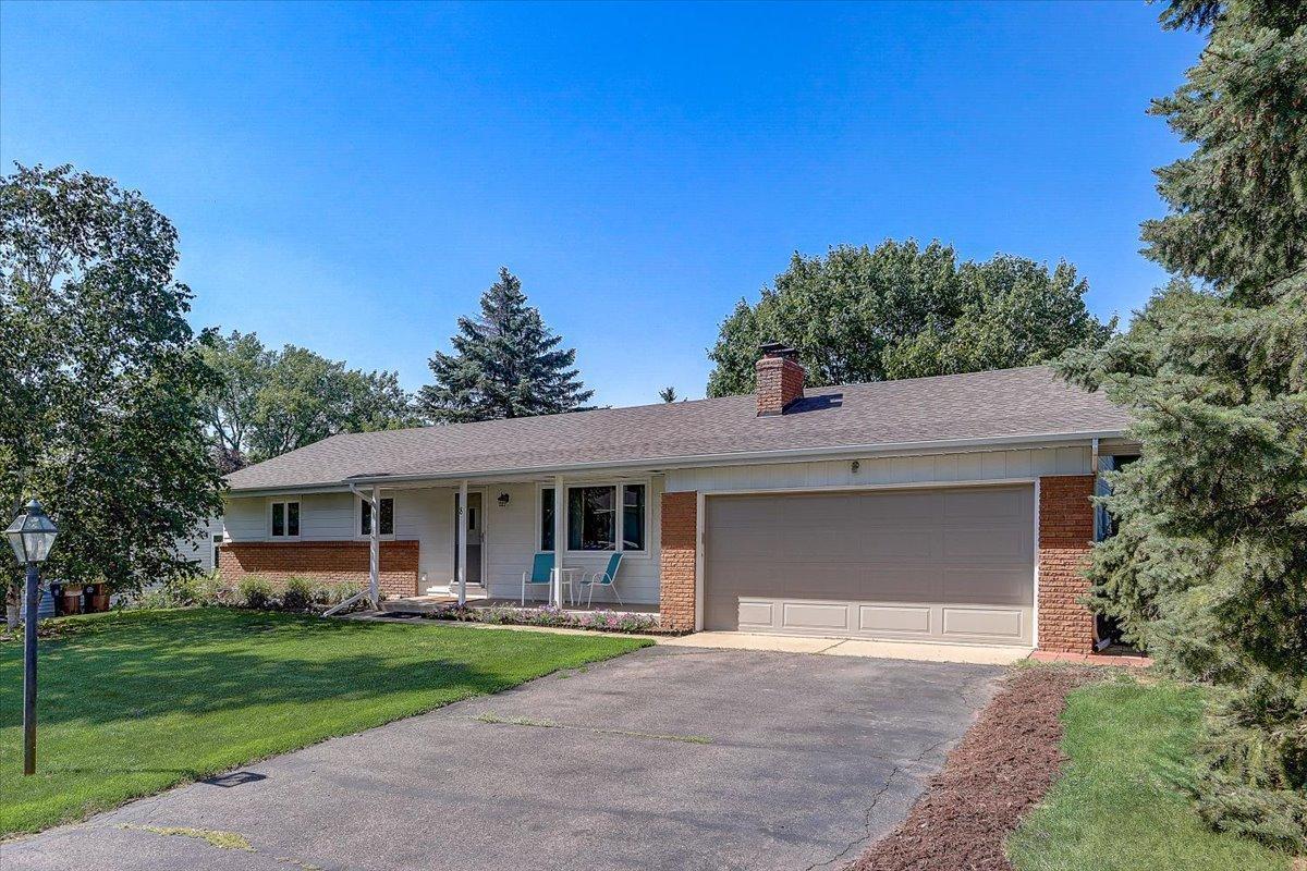 View of Residential at 8 Woodcrest Drive, Burnsville MN 55337, Burnsville - Mike Wilen | Minnesota Team Real Estate