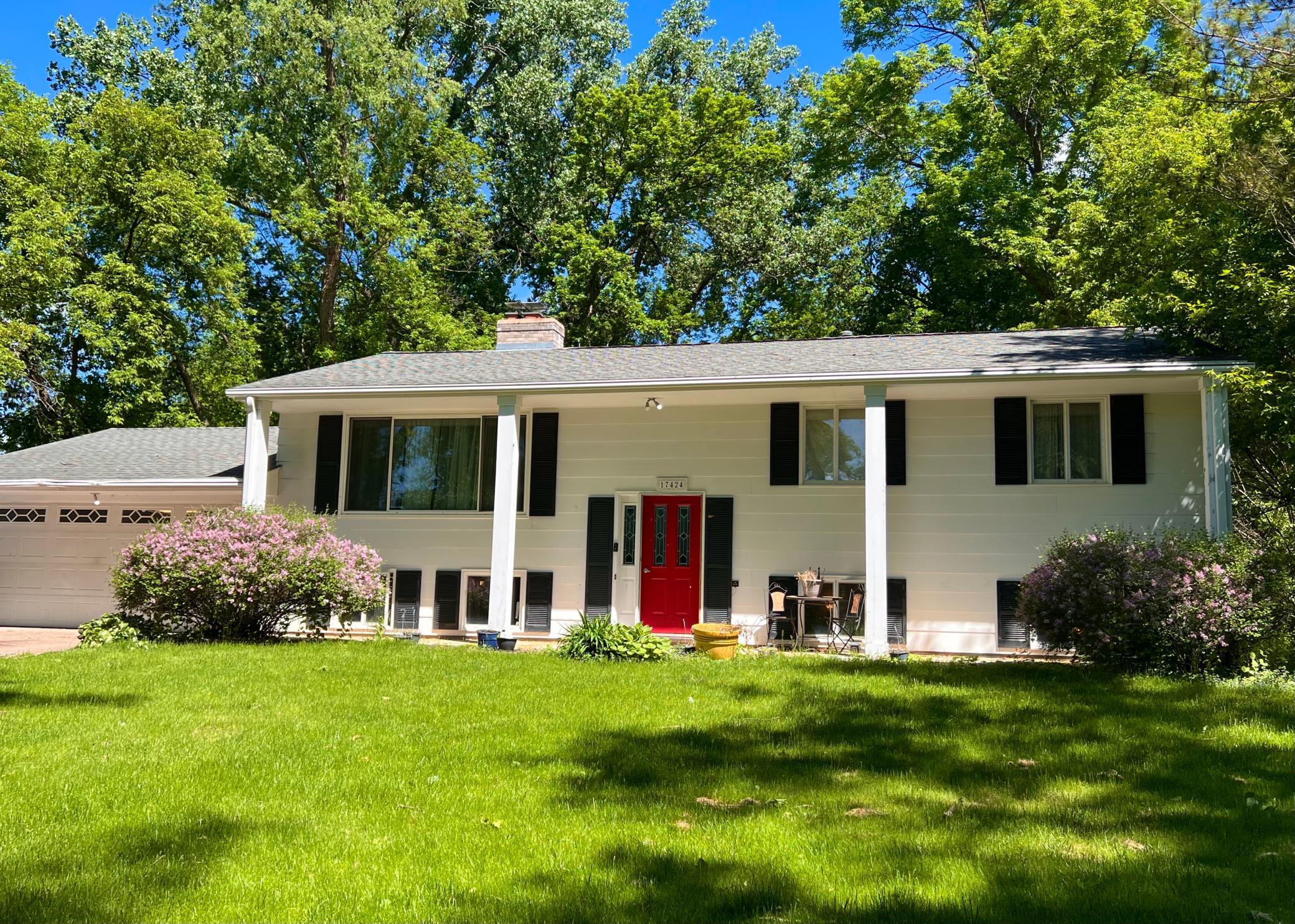 View of Residential at 17424 Ridgeview Drive, Minnetonka MN 55345, Minnetonka - Mike Wilen | Minnesota Team Real Estate