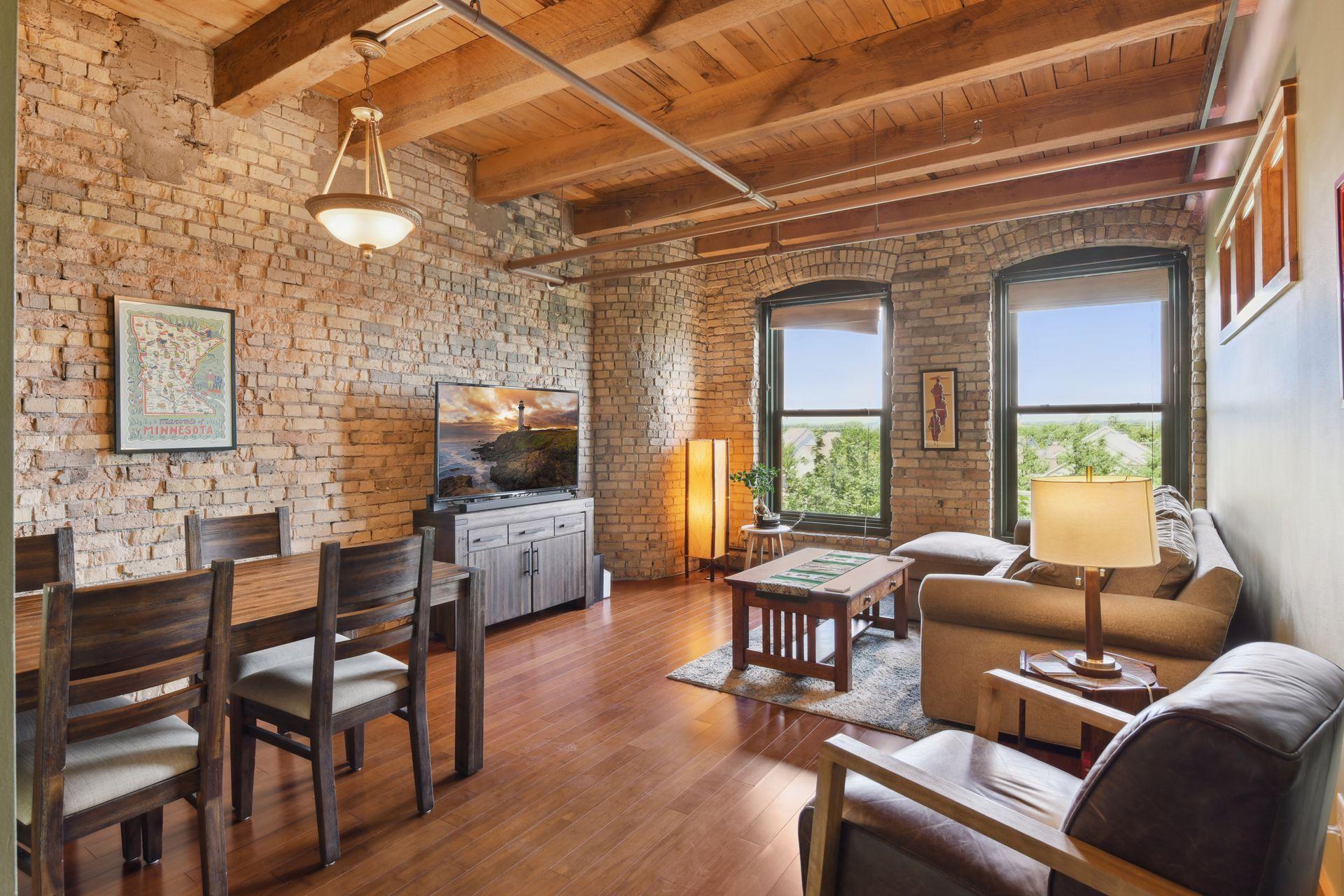 View of Residential at 400 1st Street #405, Minneapolis MN 55401, Minneapolis - Mike Wilen | Minnesota Team Real Estate