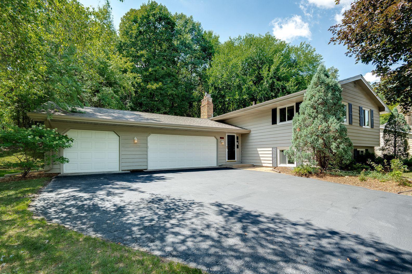 View of Residential at 6110 Arctic Way, Edina MN 55436, Edina - Mike Wilen | Minnesota Team Real Estate
