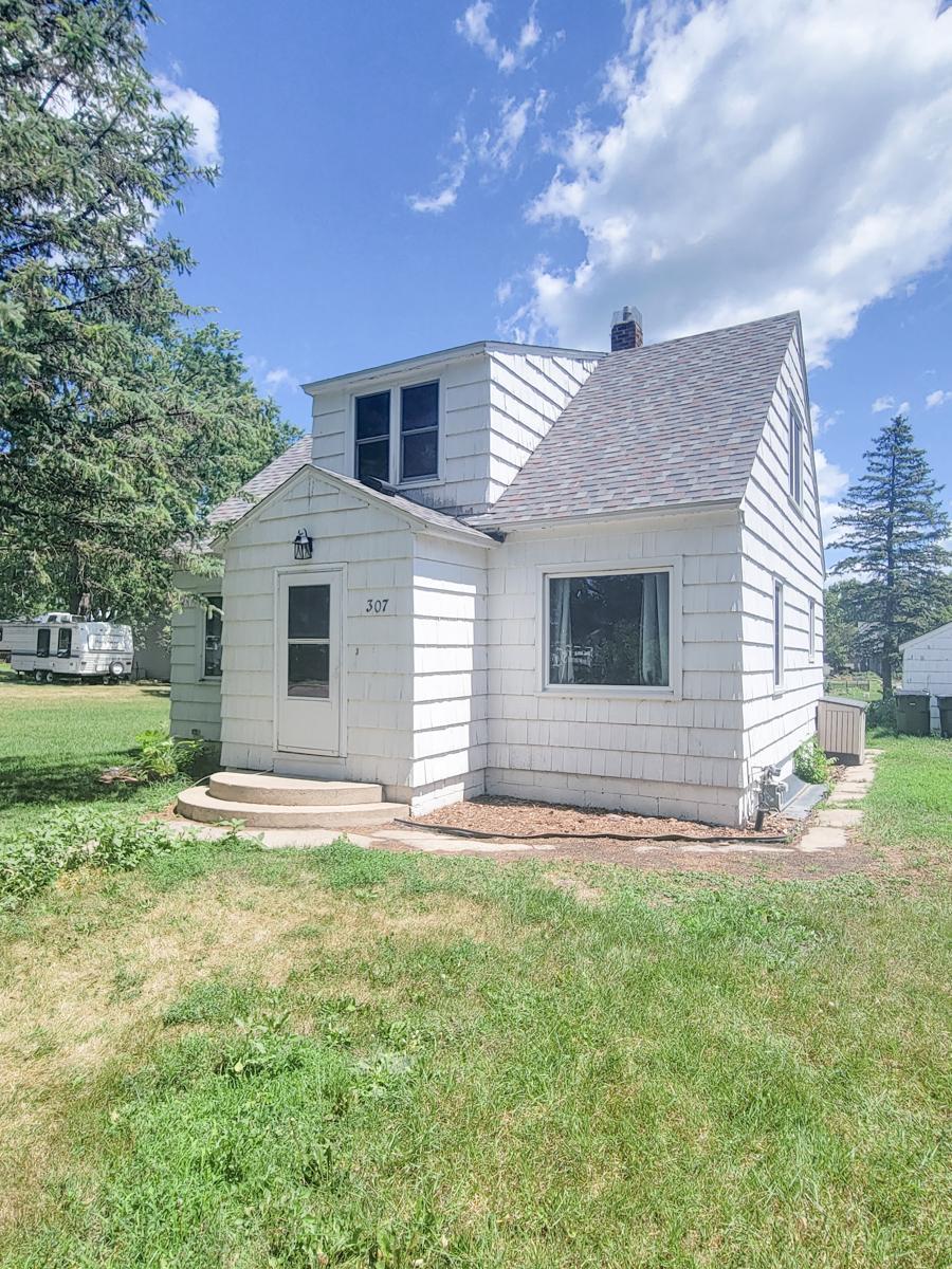 View of Residential at 307 Nicollet Street, Winthrop MN 55396, Winthrop - Mike Wilen | Minnesota Team Real Estate