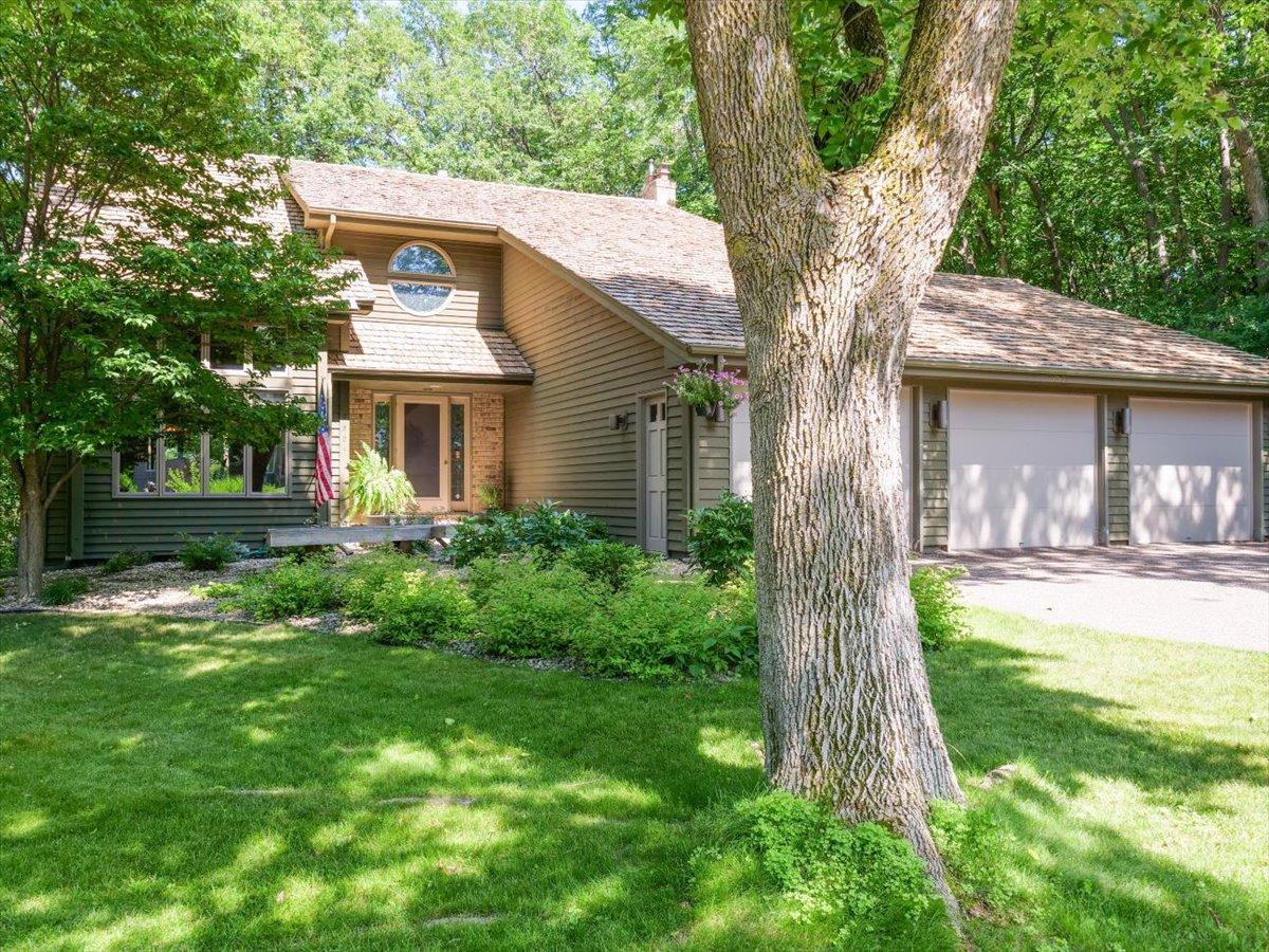 View of Residential at 2501 Crescent Ridge Road, Minnetonka MN 55305, Minnetonka - Mike Wilen | Minnesota Team Real Estate