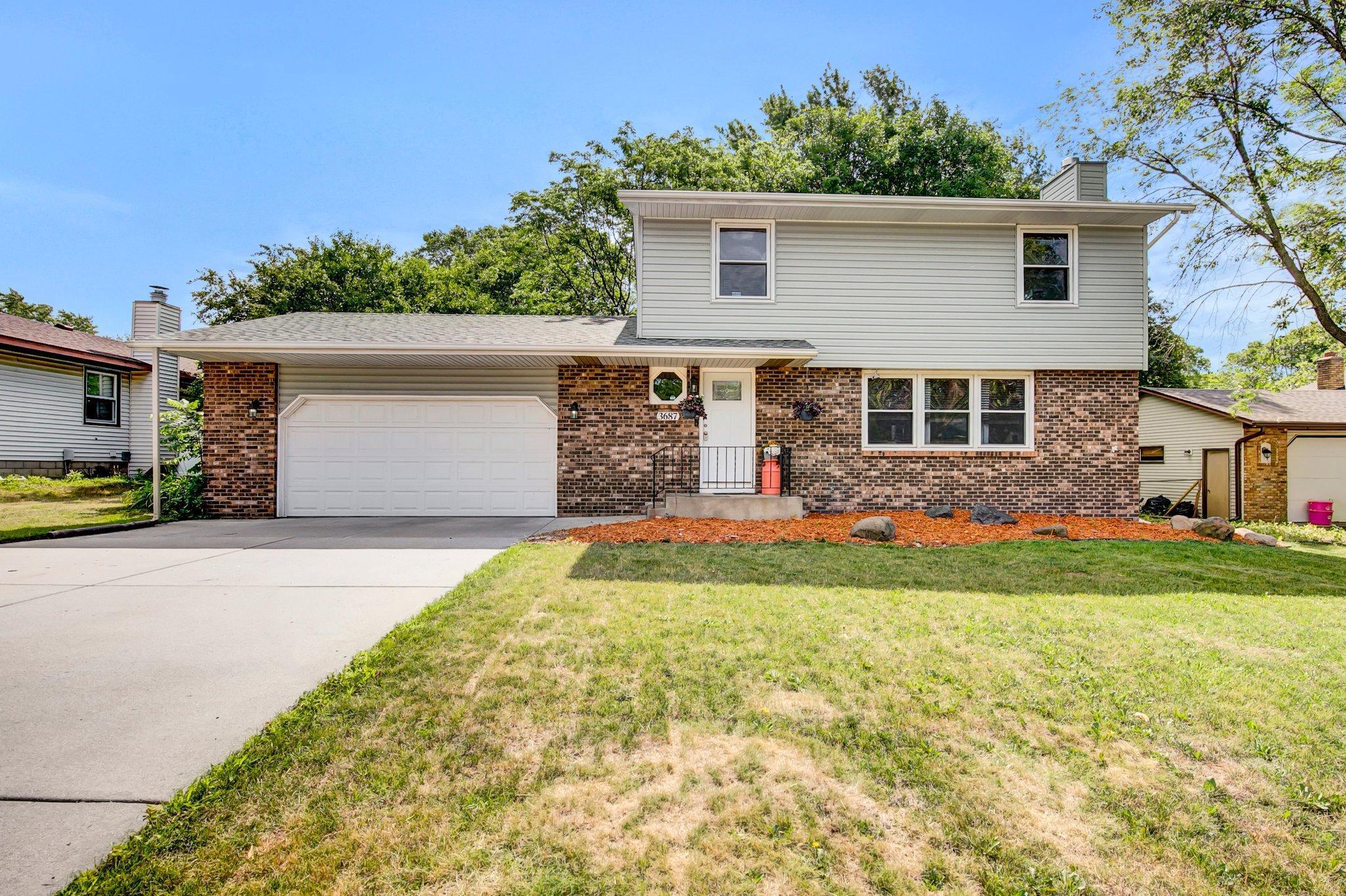 View of Residential at 3687 Grovner Road, Oakdale MN 55128, Oakdale - Mike Wilen | Minnesota Team Real Estate