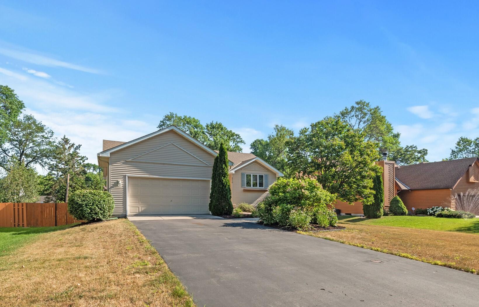 View of Residential at 6210 46th Street, Oakdale MN 55128, Oakdale - Mike Wilen | Minnesota Team Real Estate