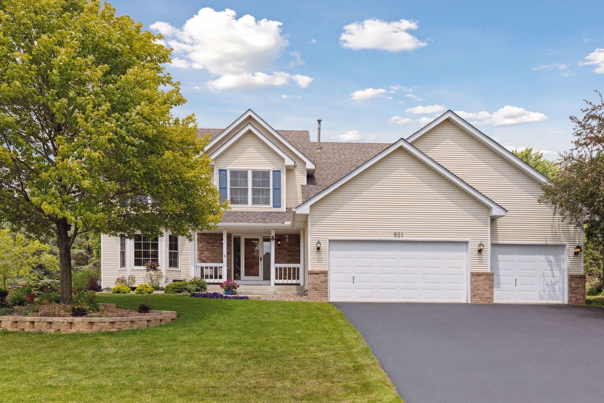 View of Residential at 851 Lake Susan Hills Drive, Chanhassen MN 55317, Chanhassen - Mike Wilen | Minnesota Team Real Estate