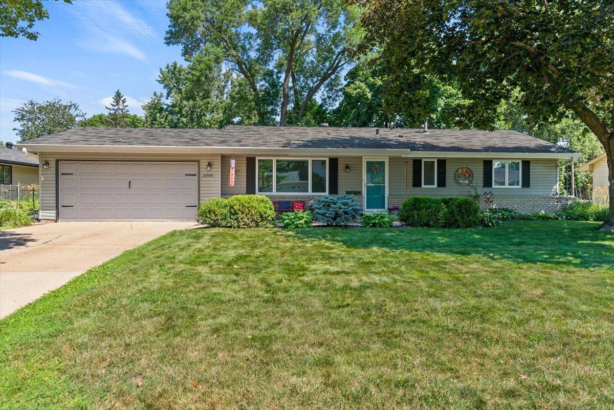 View of Residential at 2000 Sibley Court, Burnsville MN 55337, Burnsville - Mike Wilen | Minnesota Team Real Estate