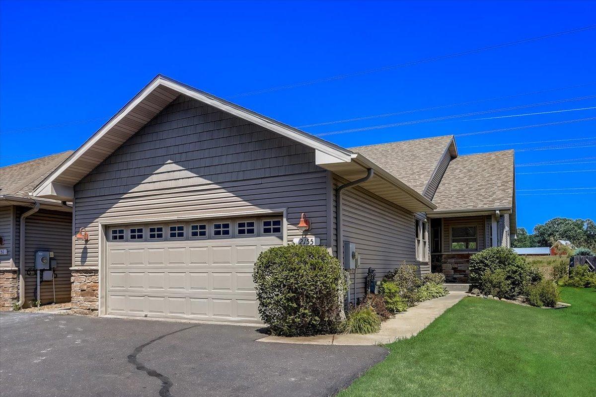 View of Residential at 2155 Woodlynn Avenue, Maplewood MN 55109, Maplewood - Mike Wilen | Minnesota Team Real Estate