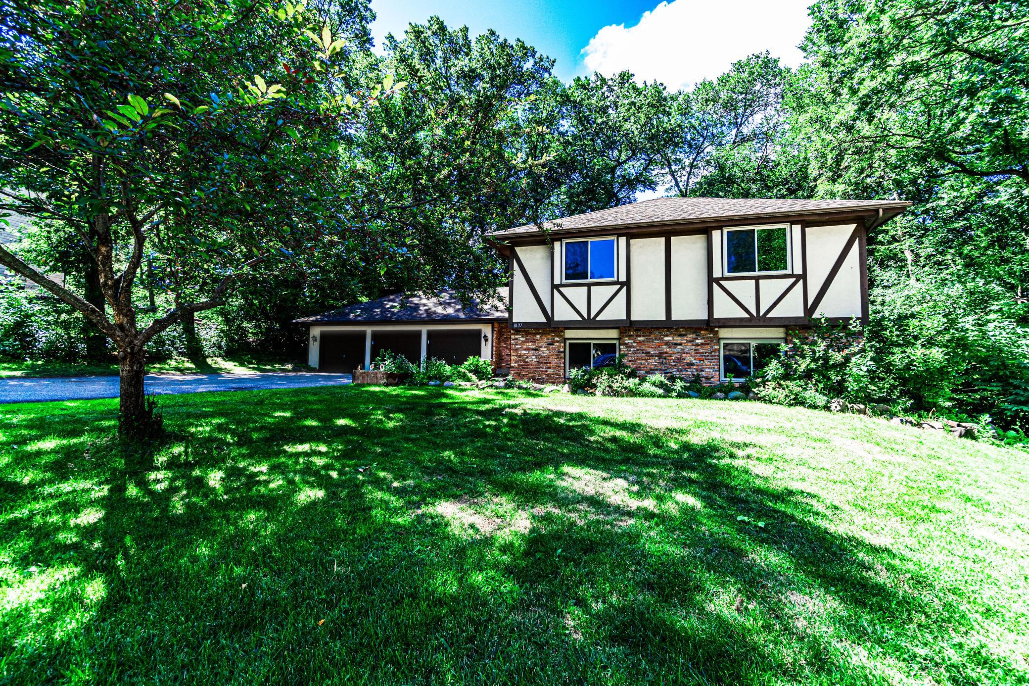 View of Residential at 8127 Lower 129th Court, Apple Valley MN 55124, Apple Valley - Mike Wilen | Minnesota Team Real Estate