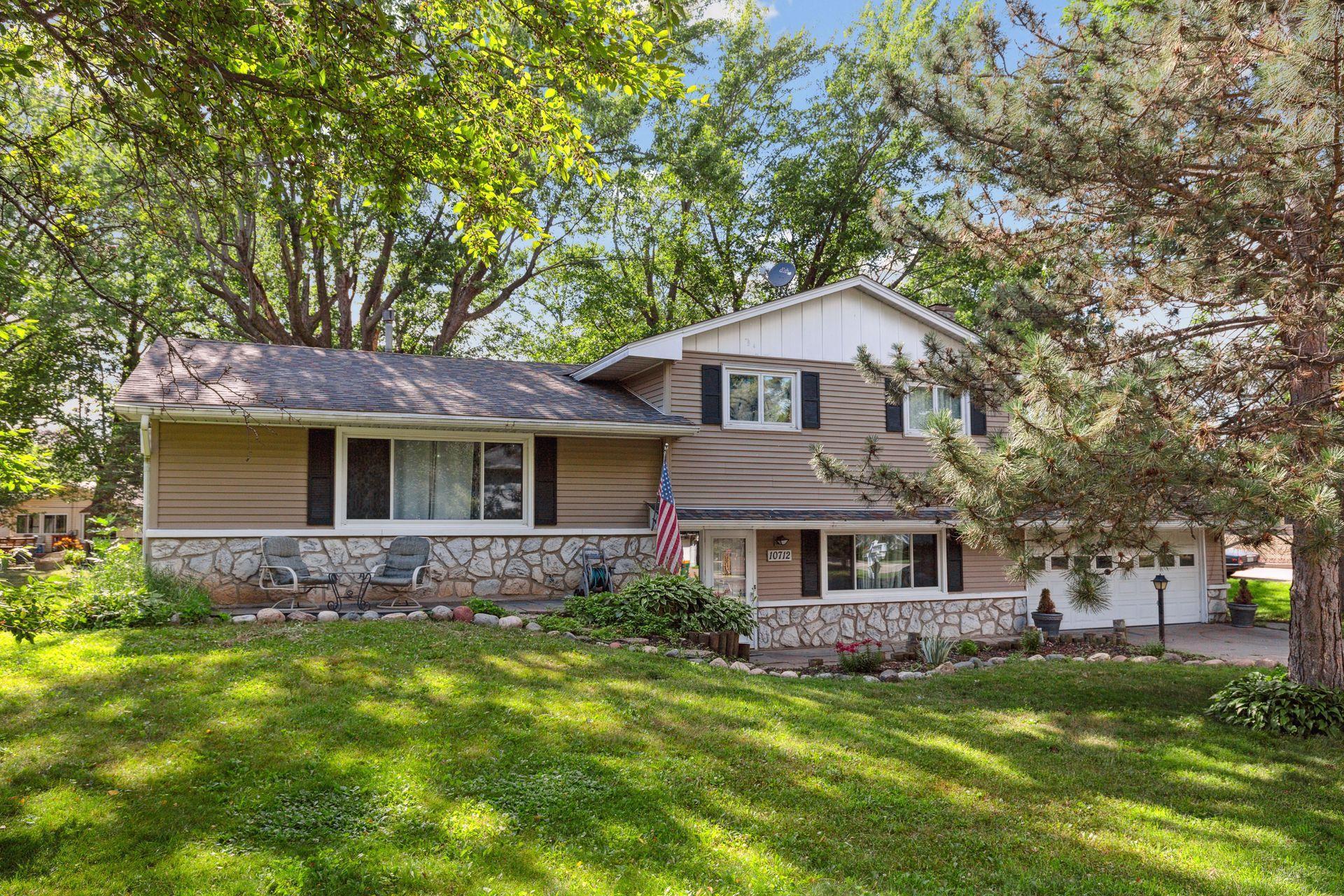 View of Residential at 10712 27th Avenue, Burnsville MN 55337, Burnsville - Mike Wilen | Minnesota Team Real Estate