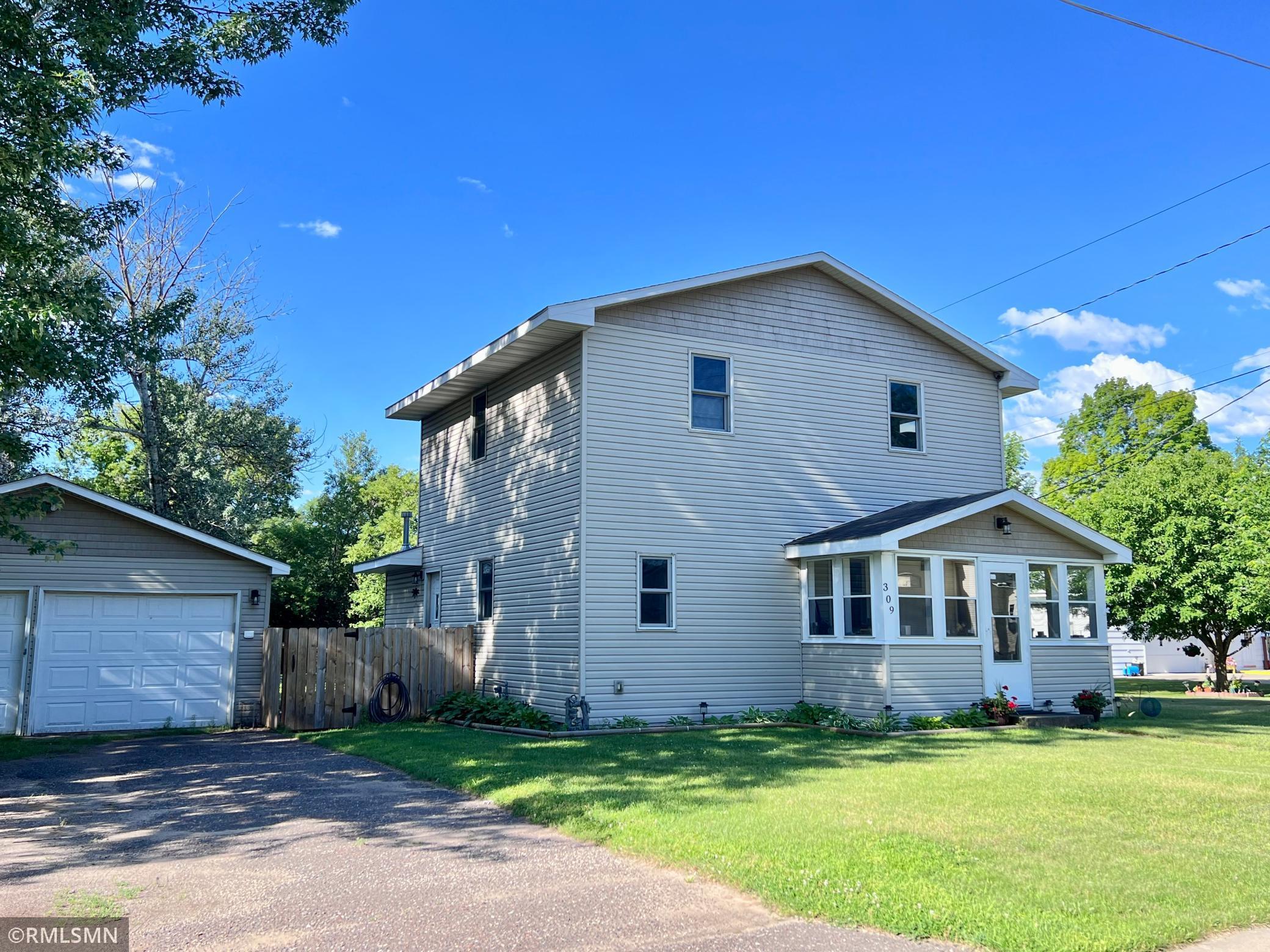 View of Residential at 309 6th Street, Braham MN 55006, Braham - Mike Wilen | Minnesota Team Real Estate