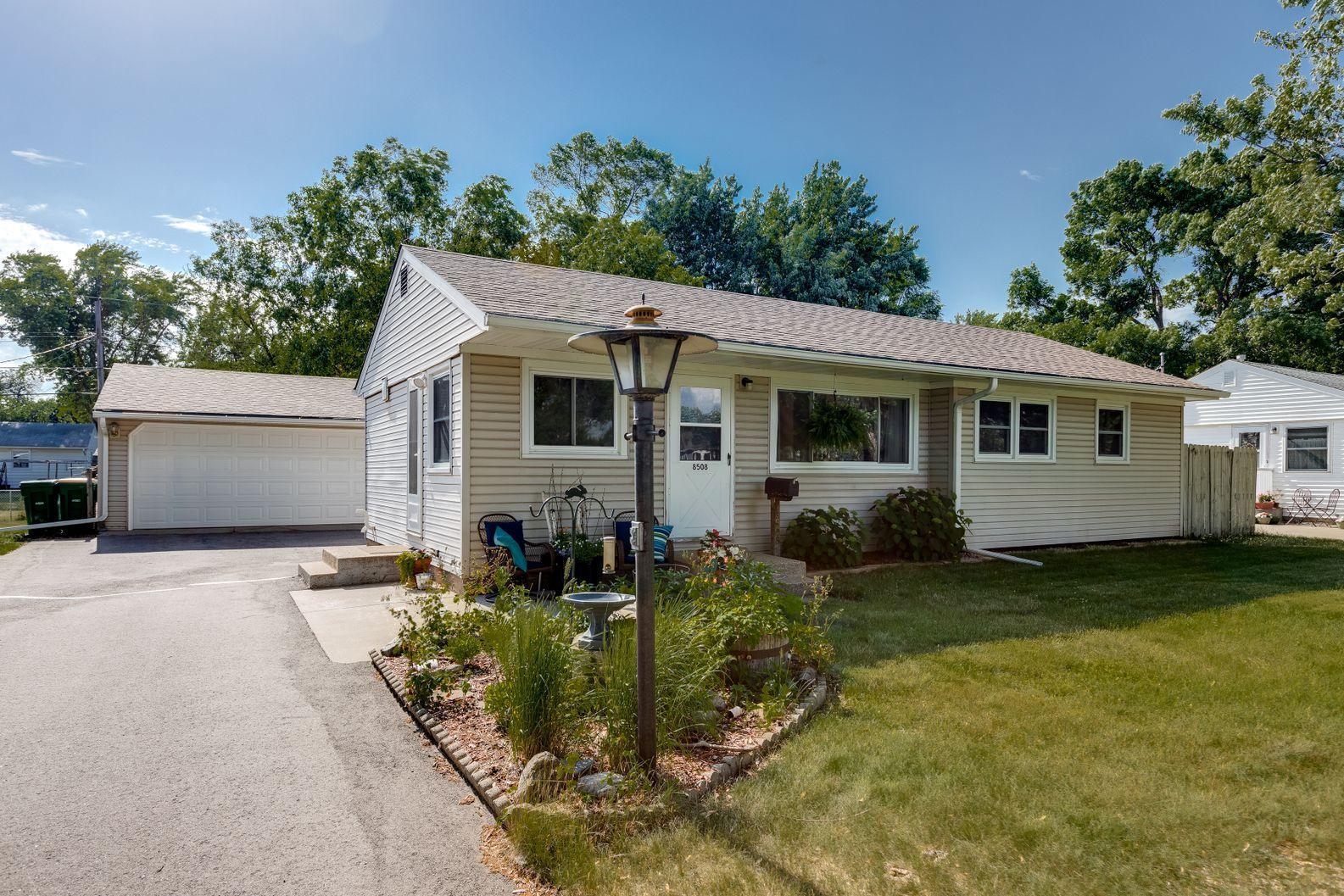View of Residential at 8508 10th Avenue, Bloomington MN 55420, Bloomington - Mike Wilen | Minnesota Team Real Estate