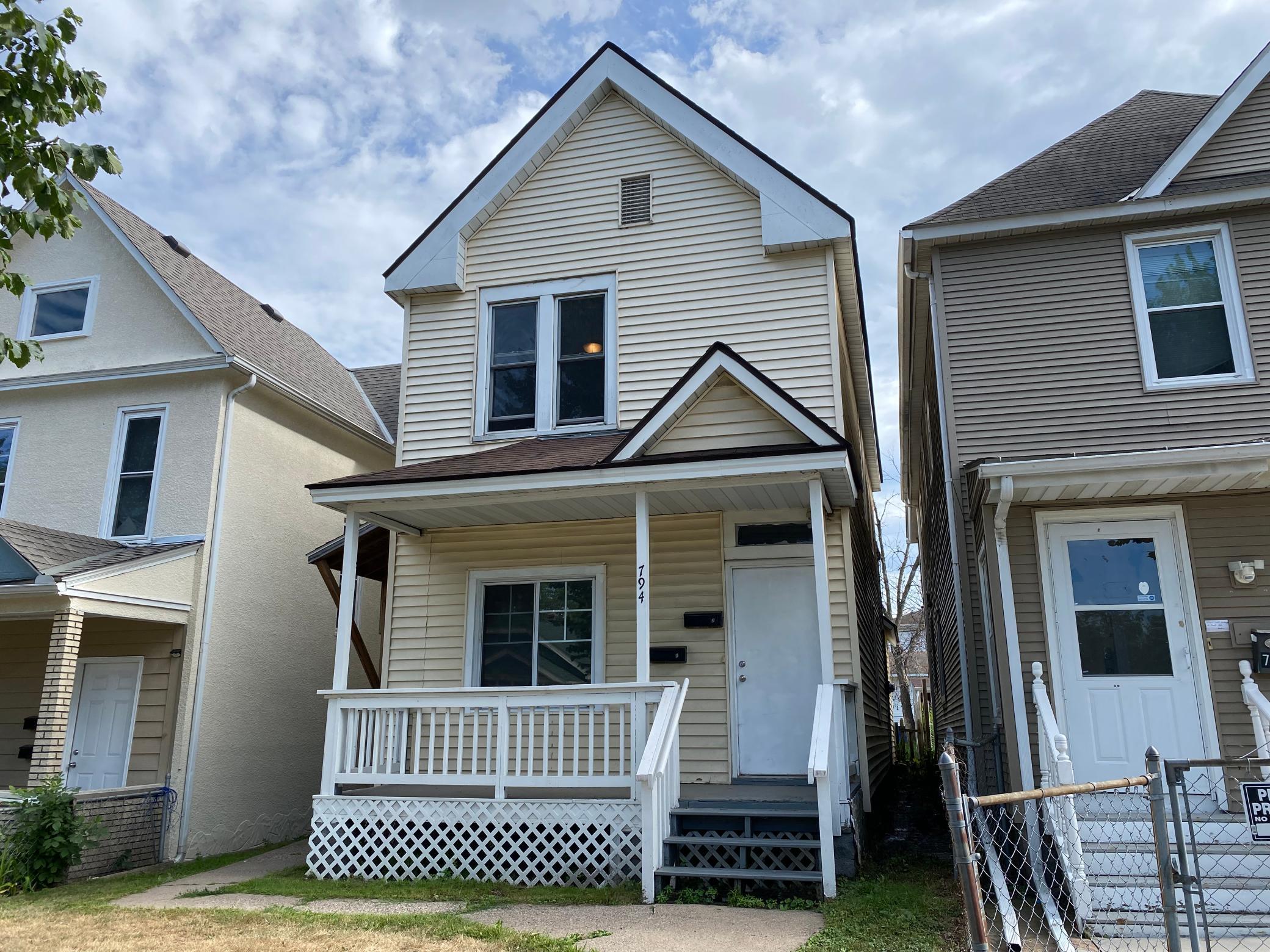 View of Residential Income at 794 Edmund Avenue, Saint Paul MN 55104, Saint Paul - Mike Wilen | Minnesota Team Real Estate