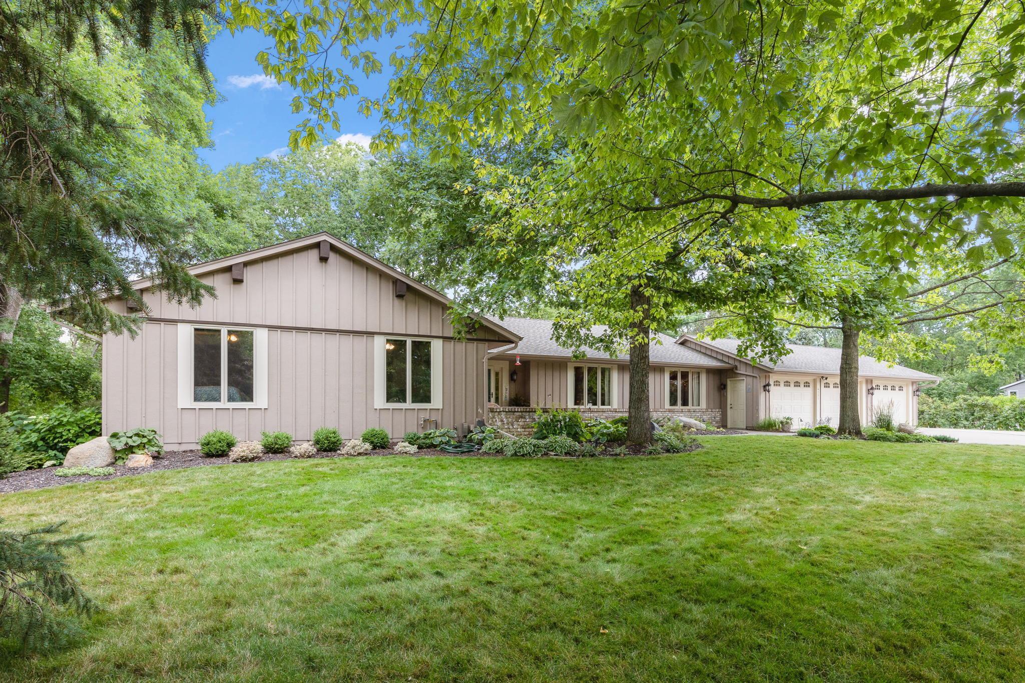 View of Residential at 4131 Wendover Court, Minnetonka MN 55345, Minnetonka - Mike Wilen | Minnesota Team Real Estate