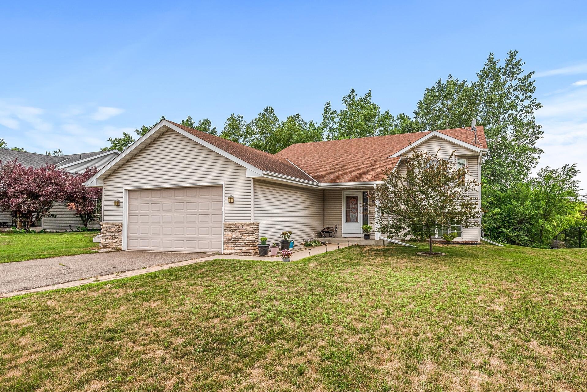 View of Residential at 825 Pleasant Avenue, Saint Paul Park MN 55071, Saint Paul Park - Mike Wilen | Minnesota Team Real Estate