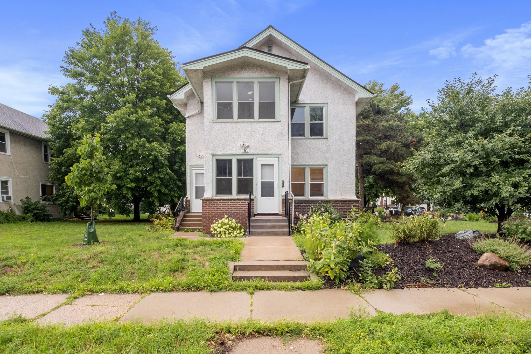 View of Residential Income at 701 University Avenue, Minneapolis MN 55413, Minneapolis - Mike Wilen | Minnesota Team Real Estate