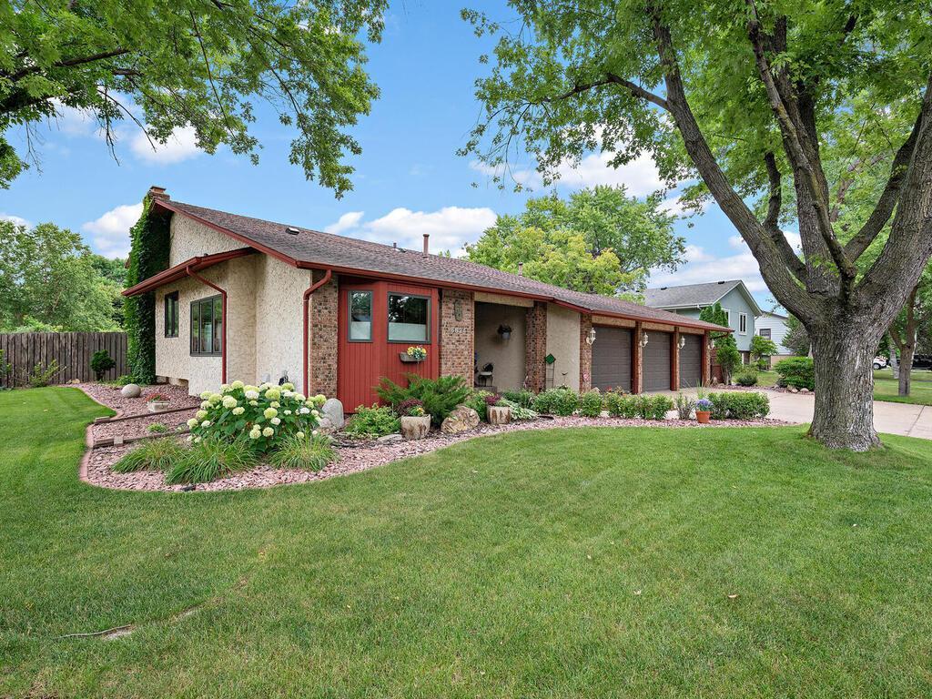 View of Residential at 6624 81st Avenue, Brooklyn Park MN 55445, Brooklyn Park - Mike Wilen | Minnesota Team Real Estate