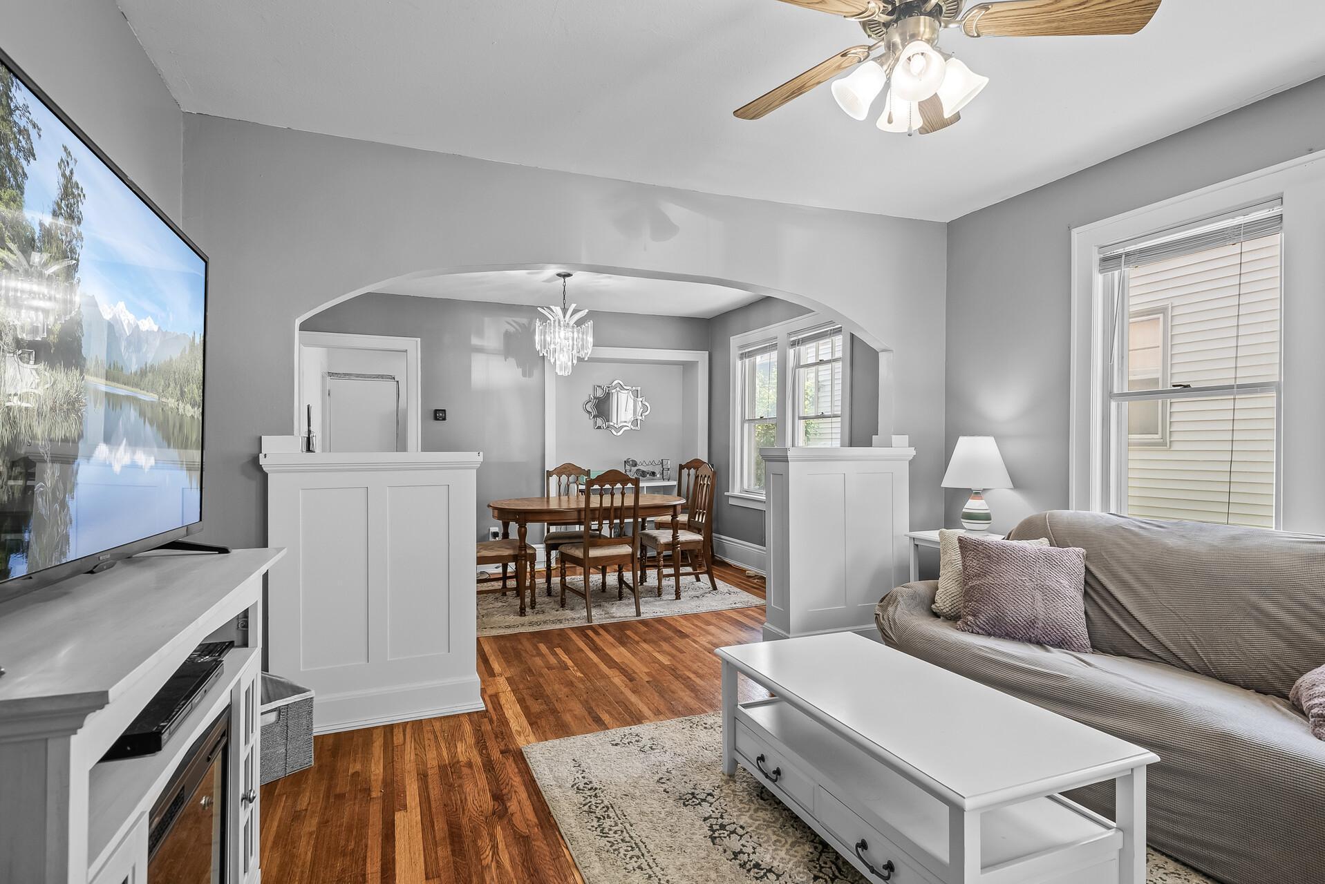 View of Residential at 1088 Livingston Avenue, West Saint Paul MN 55118, West Saint Paul - Mike Wilen | Minnesota Team Real Estate