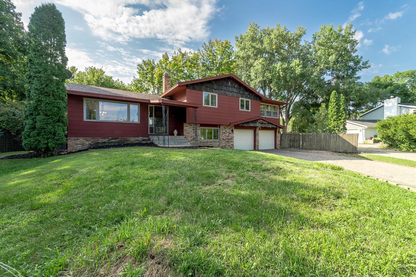 View of Residential at 13139 Thomas Circle, Burnsville MN 55337, Burnsville - Mike Wilen | Minnesota Team Real Estate