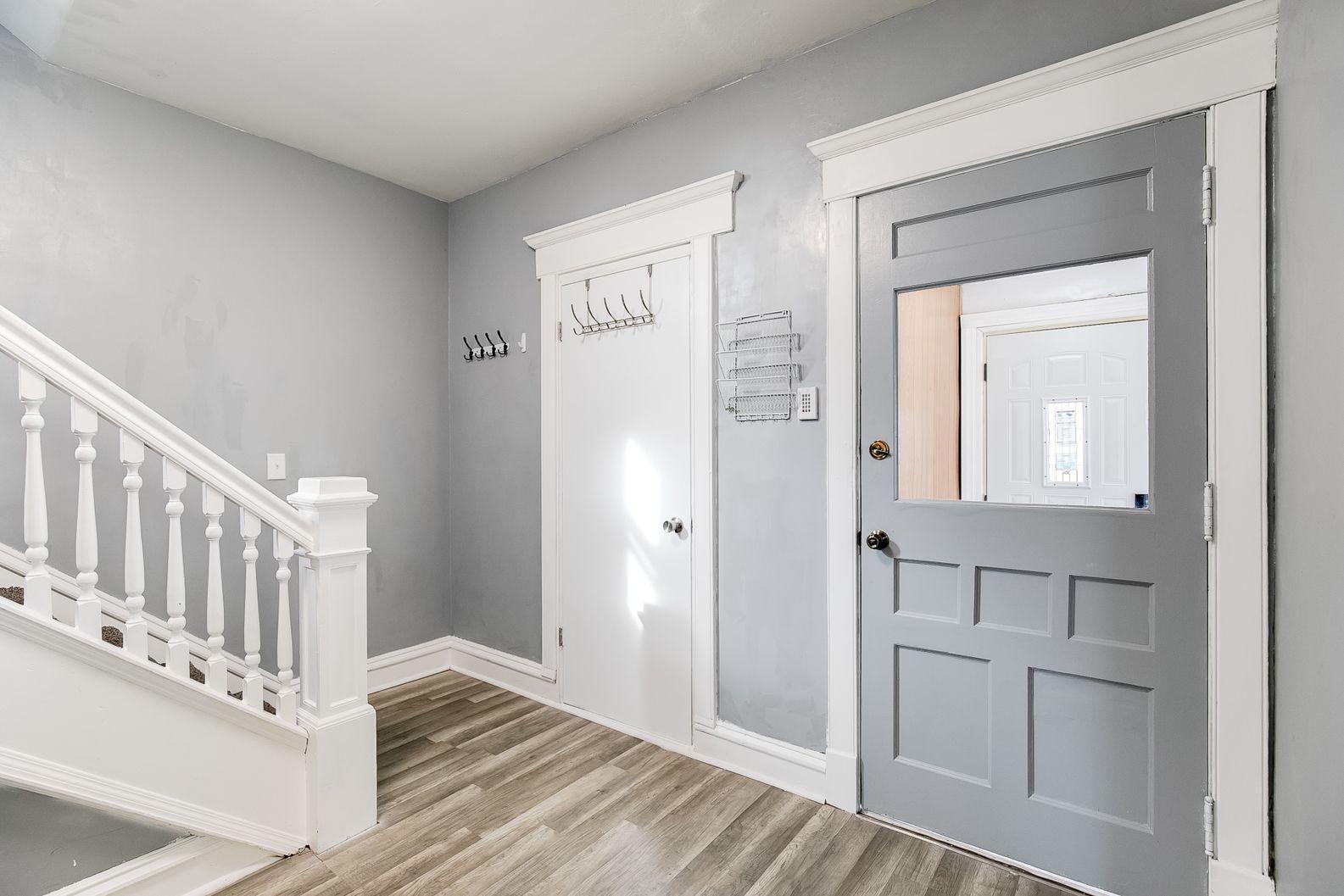 View of Residential at 686 Aurora Avenue, Saint Paul MN 55104, Saint Paul - Mike Wilen | Minnesota Team Real Estate