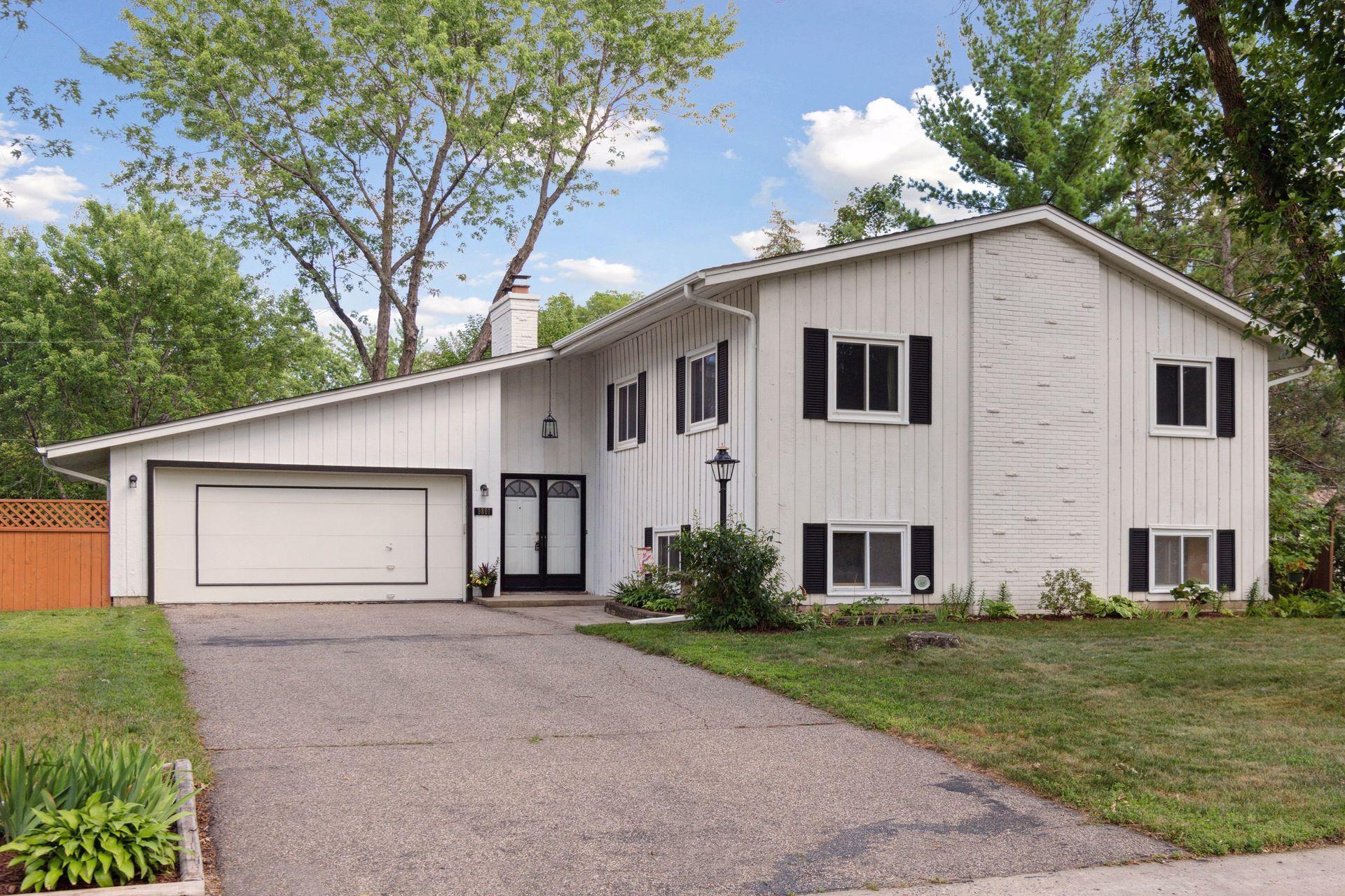 View of Residential at 9801 Xerxes Avenue, Bloomington MN 55431, Bloomington - Mike Wilen | Minnesota Team Real Estate