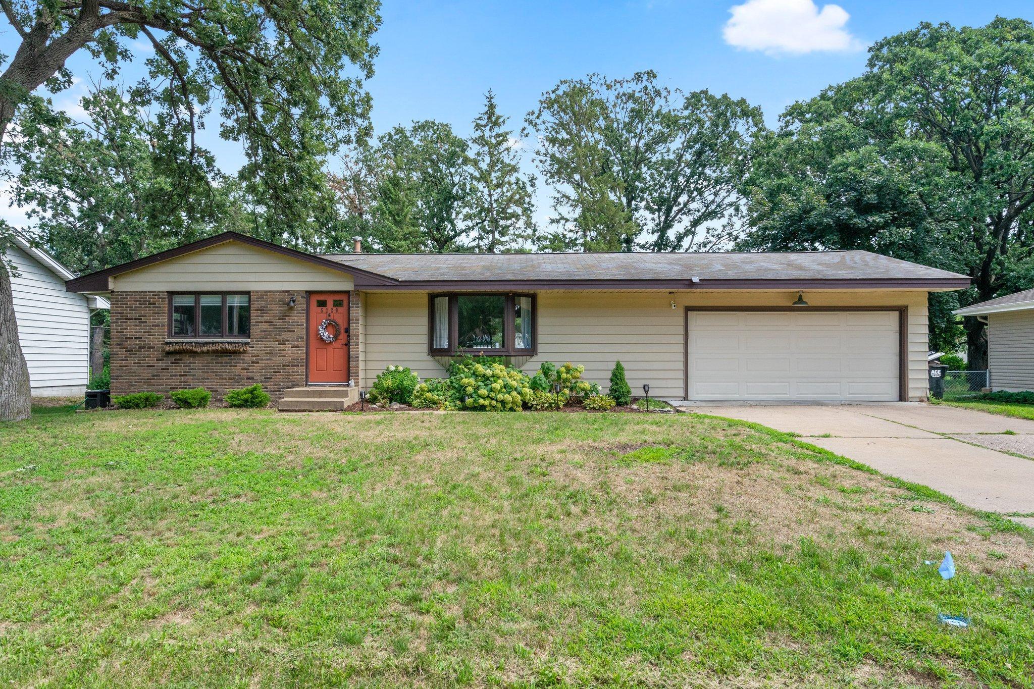 View of Residential at 5220 Jeffery Drive, Mounds View MN 55112, Mounds View - Mike Wilen | Minnesota Team Real Estate