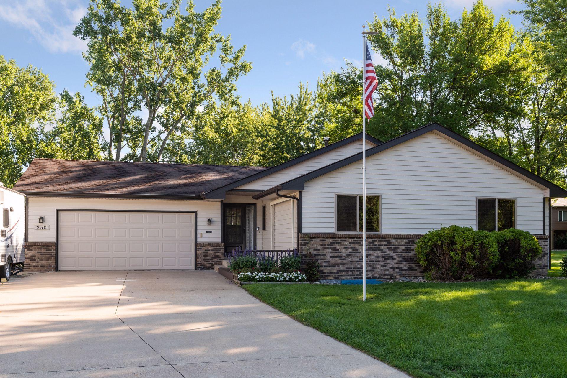 View of Residential at 250 Oakview Court, Chaska MN 55318, Chaska - Mike Wilen | Minnesota Team Real Estate