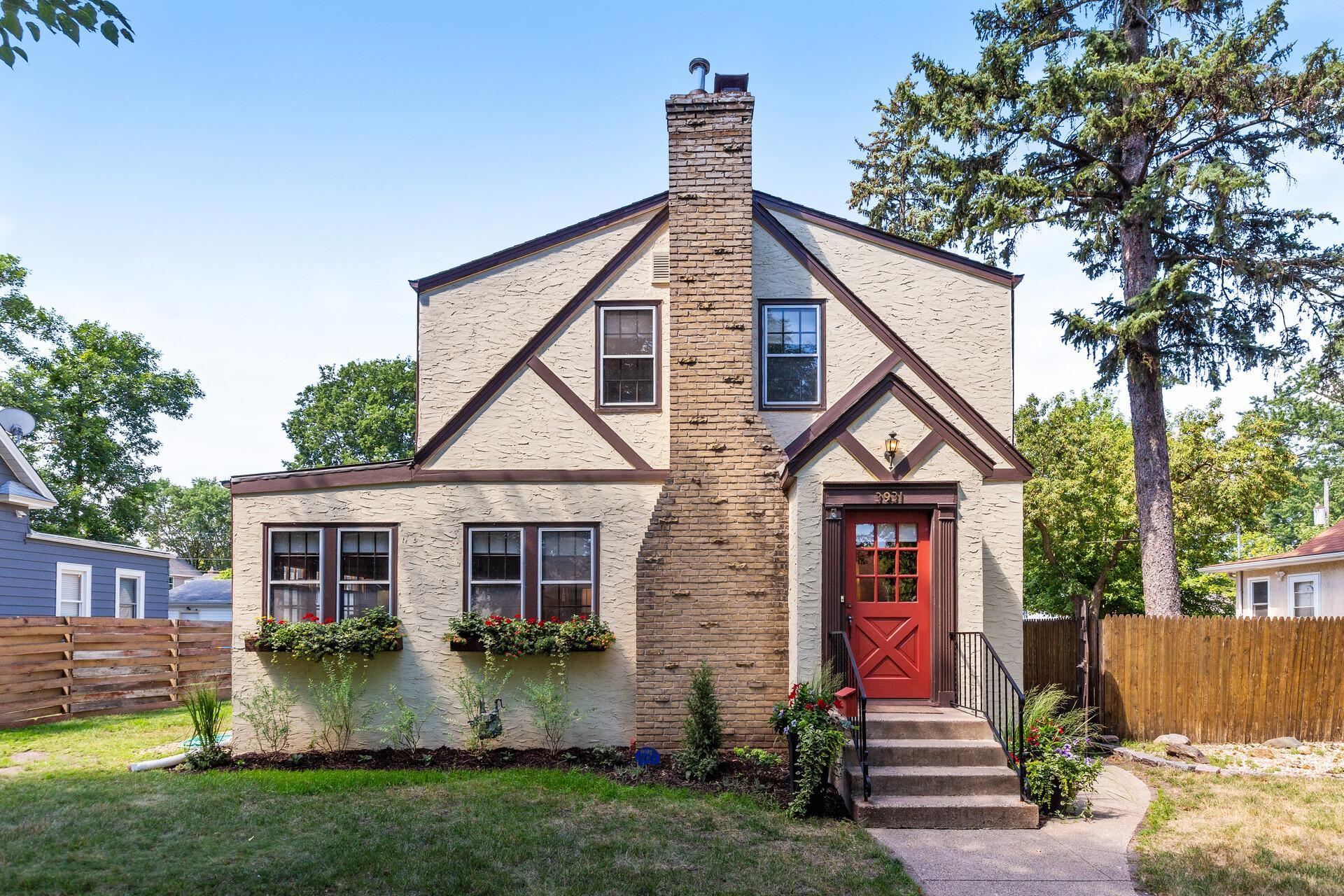 View of Residential at 3931 Perry Avenue, Robbinsdale MN 55422, Robbinsdale - Mike Wilen | Minnesota Team Real Estate