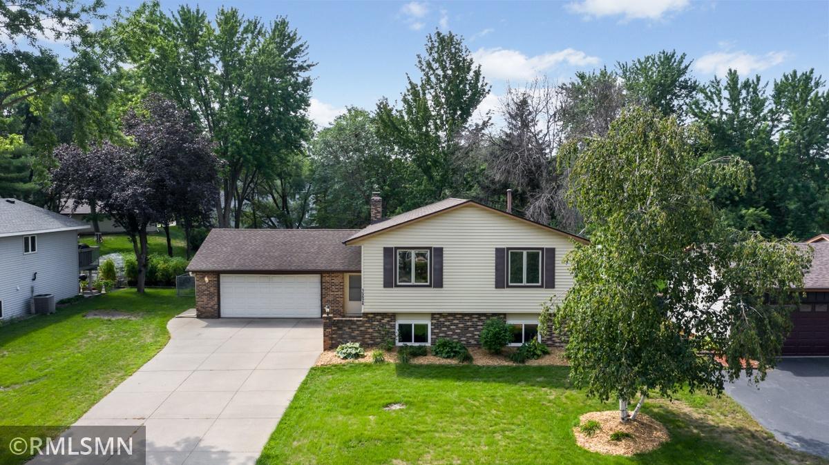 View of Residential at 15626 Heywood Way, Apple Valley MN 55124, Apple Valley - Mike Wilen | Minnesota Team Real Estate