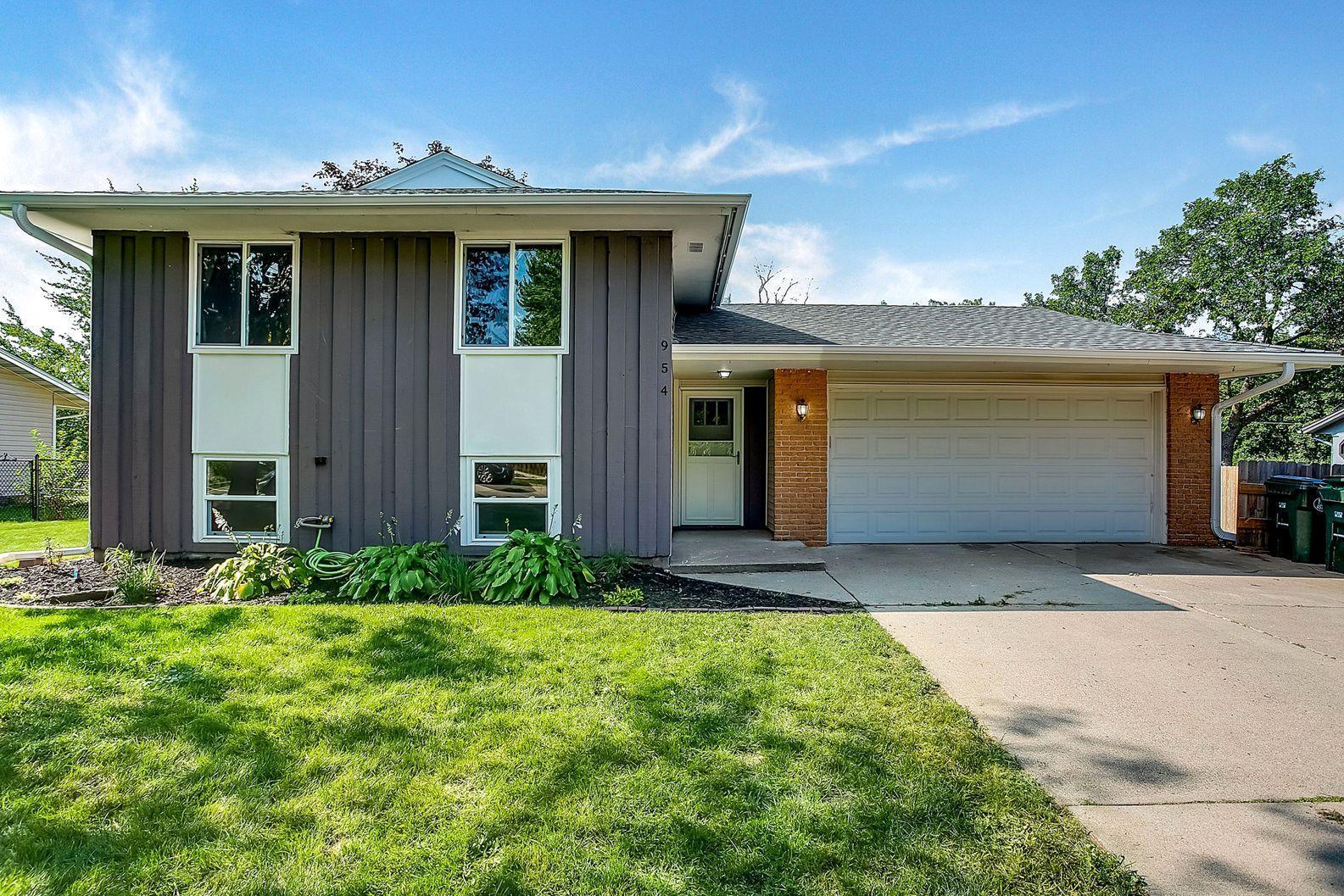 View of Residential at 954 Hopewell Lane, Apple Valley MN 55124, Apple Valley - Mike Wilen | Minnesota Team Real Estate