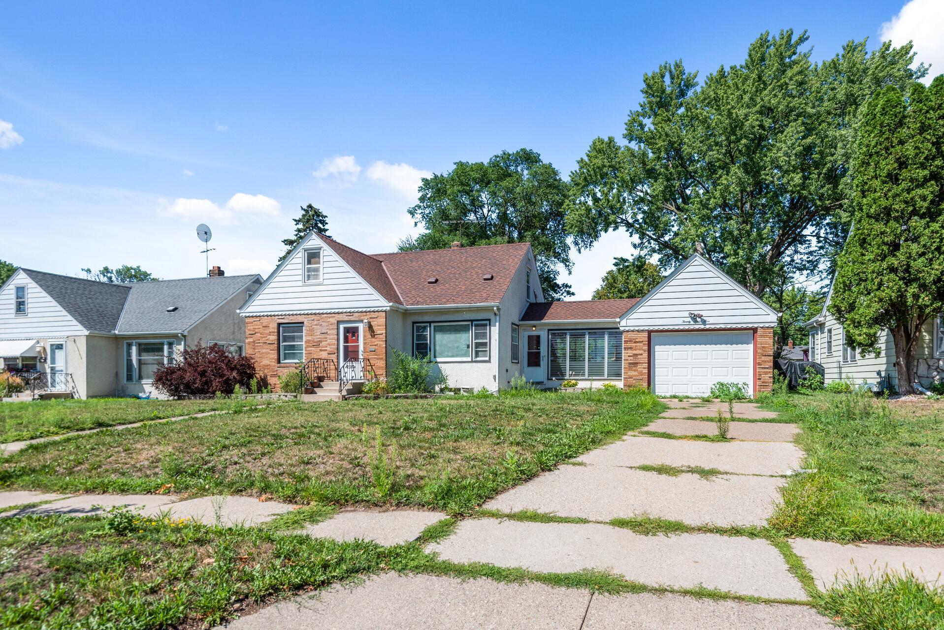 View of Residential at 2065 Lacrosse Avenue, Saint Paul MN 55119, Saint Paul - Mike Wilen | Minnesota Team Real Estate