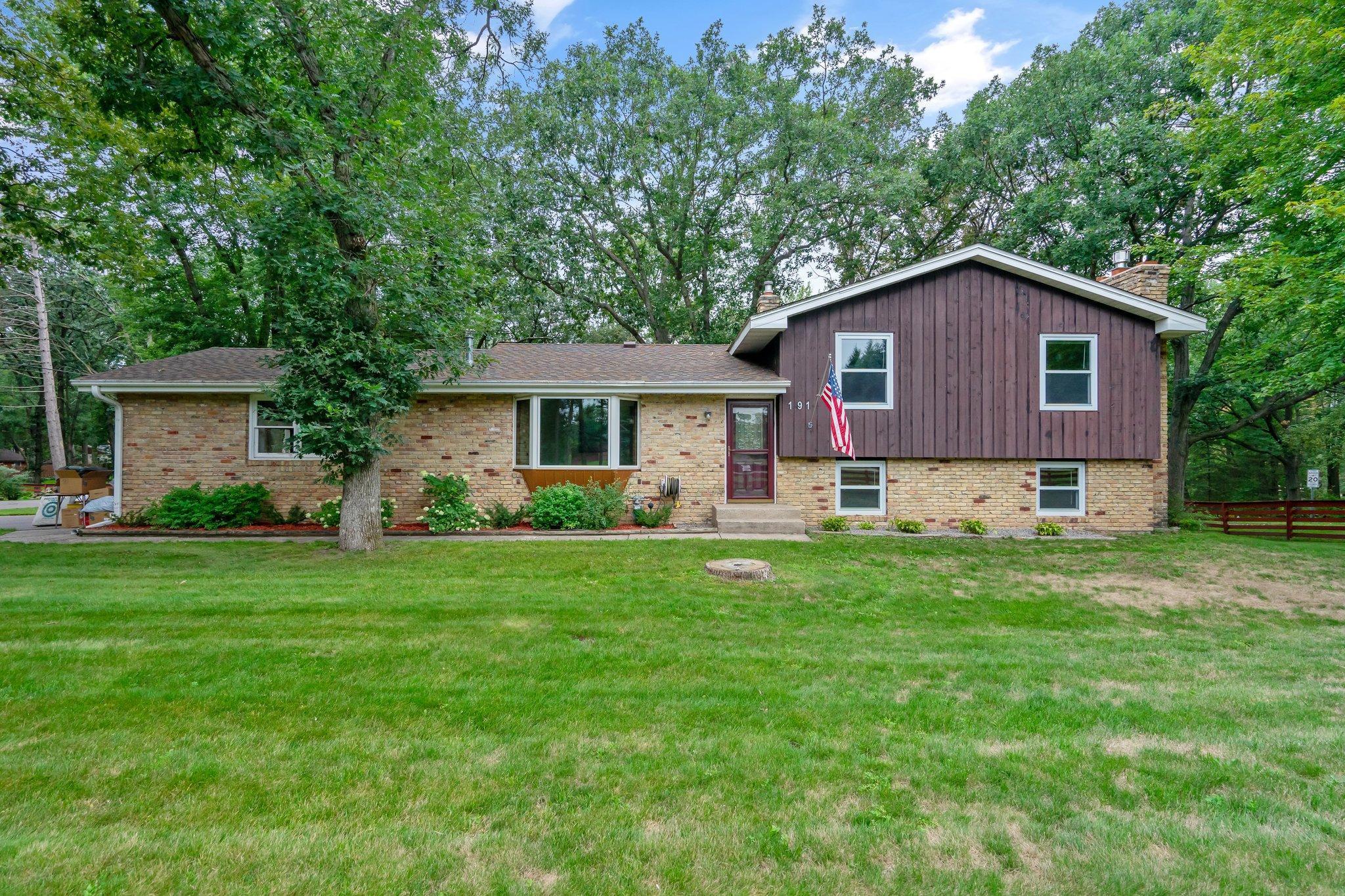 View of Residential at 191 Talahi Drive, Mahtomedi MN 55115, Mahtomedi - Mike Wilen | Minnesota Team Real Estate