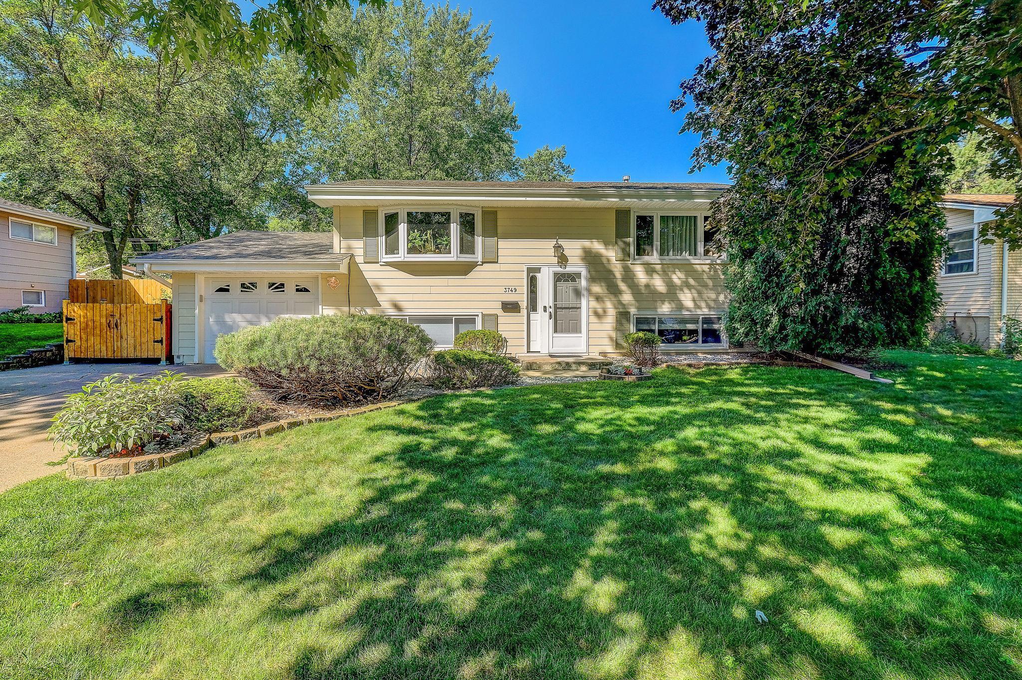 View of Residential at 3749 Gettysburg Avenue, New Hope MN 55427, New Hope - Mike Wilen | Minnesota Team Real Estate