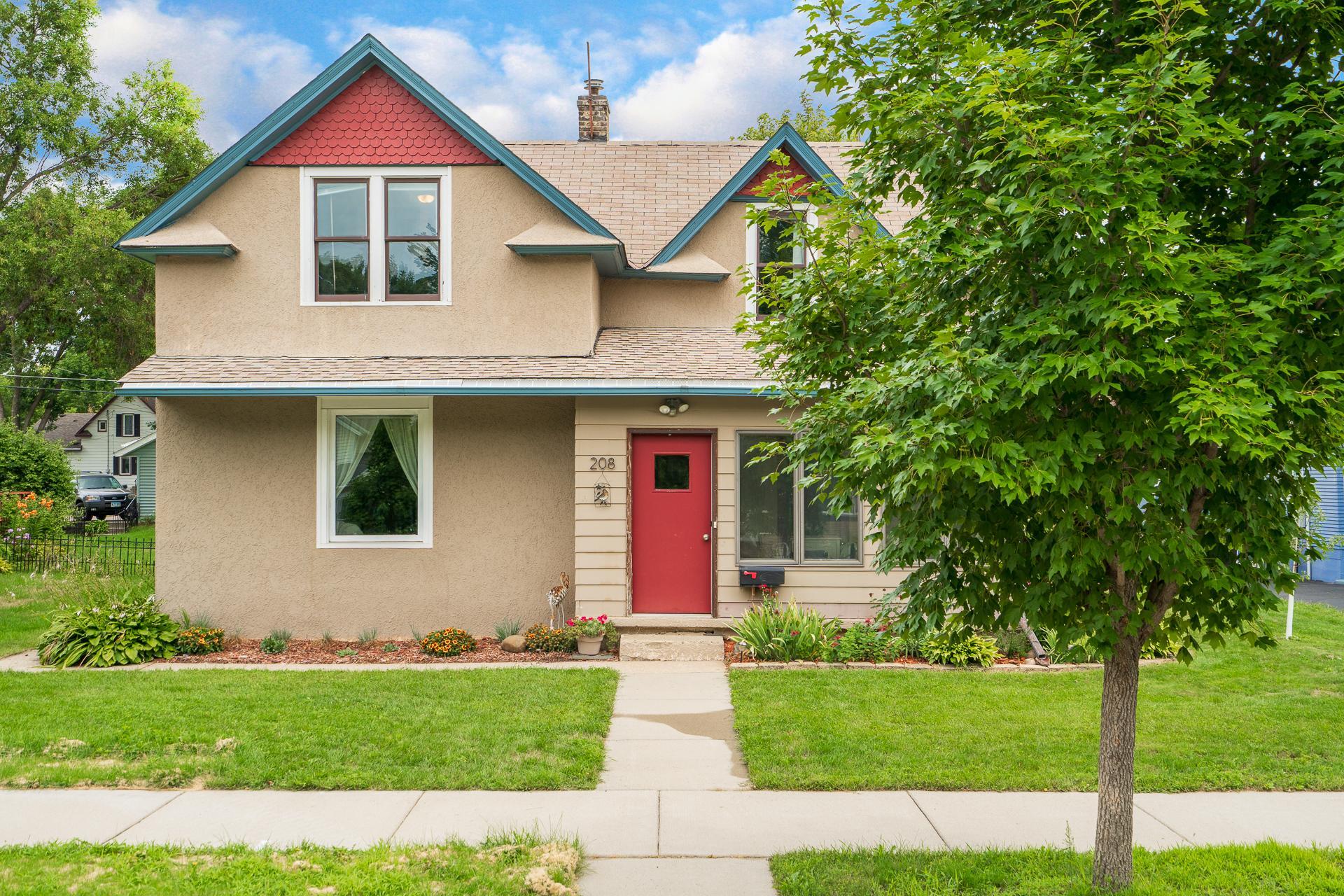 View of Residential at 208 Elm Street, Chaska MN 55318, Chaska - Mike Wilen | Minnesota Team Real Estate