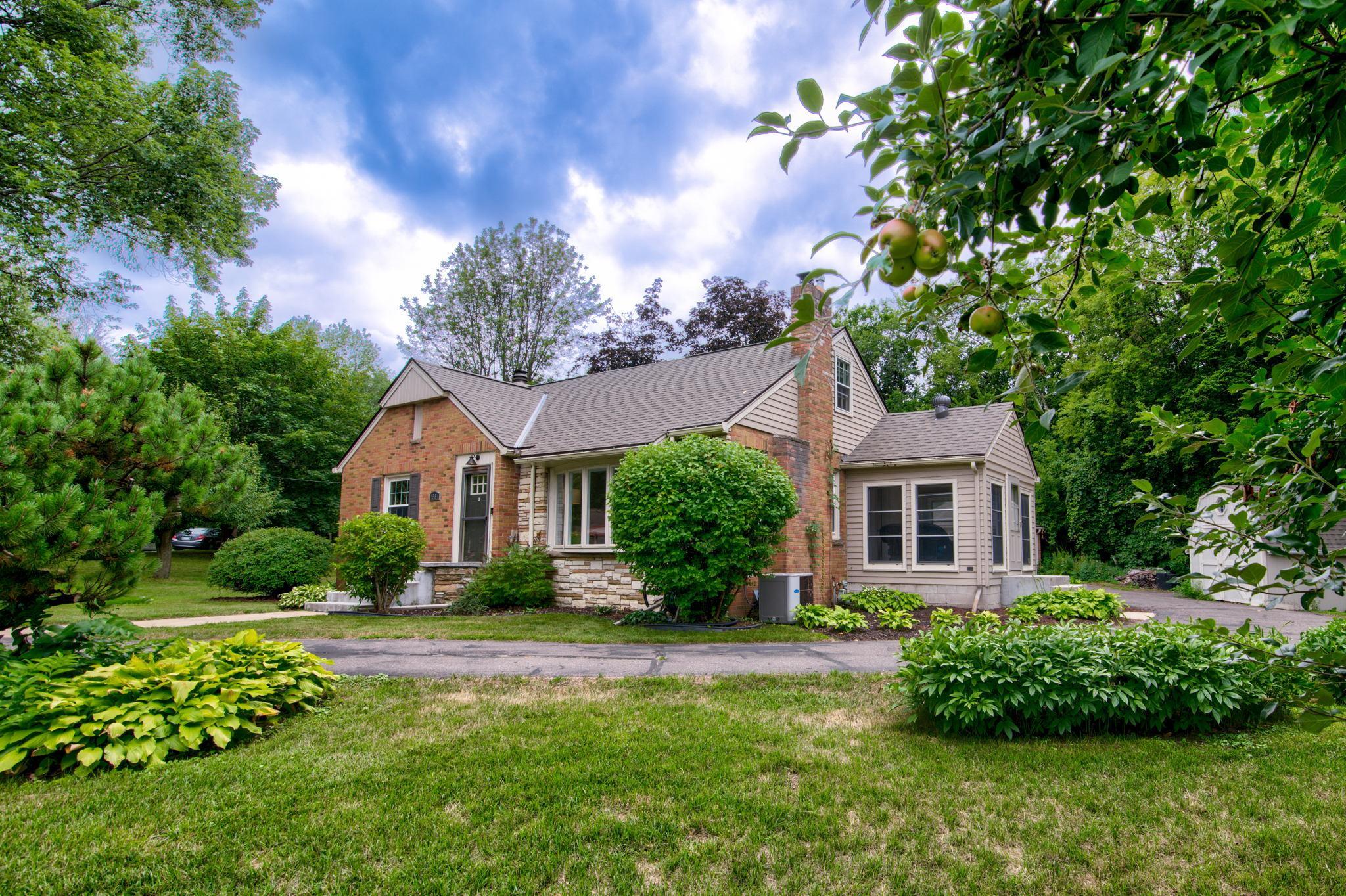 View of Residential at 1661 Mayfield Heights Road, Mendota Heights MN 55118, Mendota Heights - Mike Wilen | Minnesota Team Real Estate
