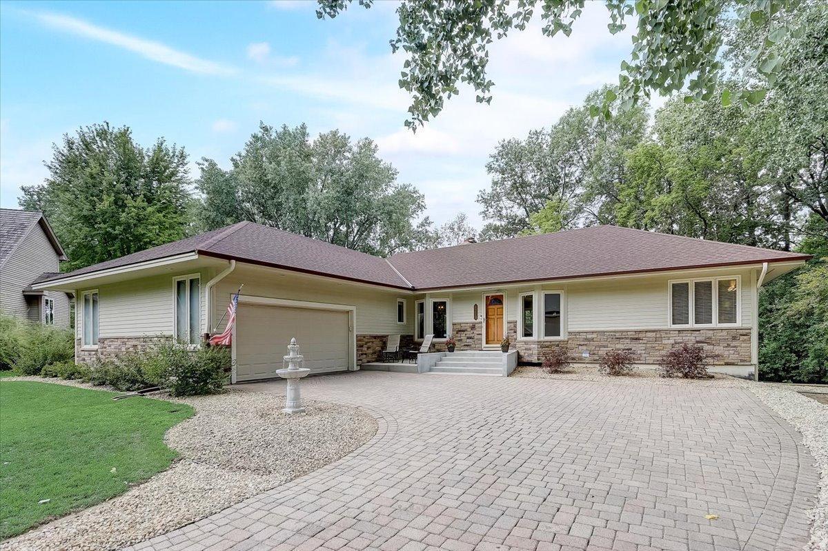 View of Residential at 8213 93rd Street Circle, Bloomington MN 55438, Bloomington - Mike Wilen | Minnesota Team Real Estate