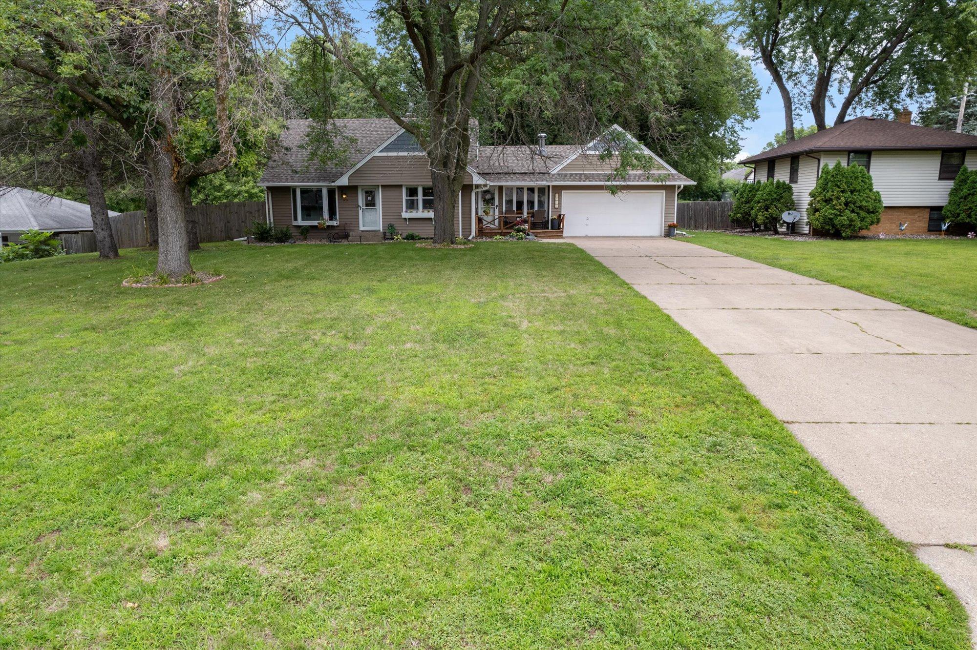 View of Residential at 2055 Radatz Avenue, Maplewood MN 55109, Maplewood - Mike Wilen | Minnesota Team Real Estate