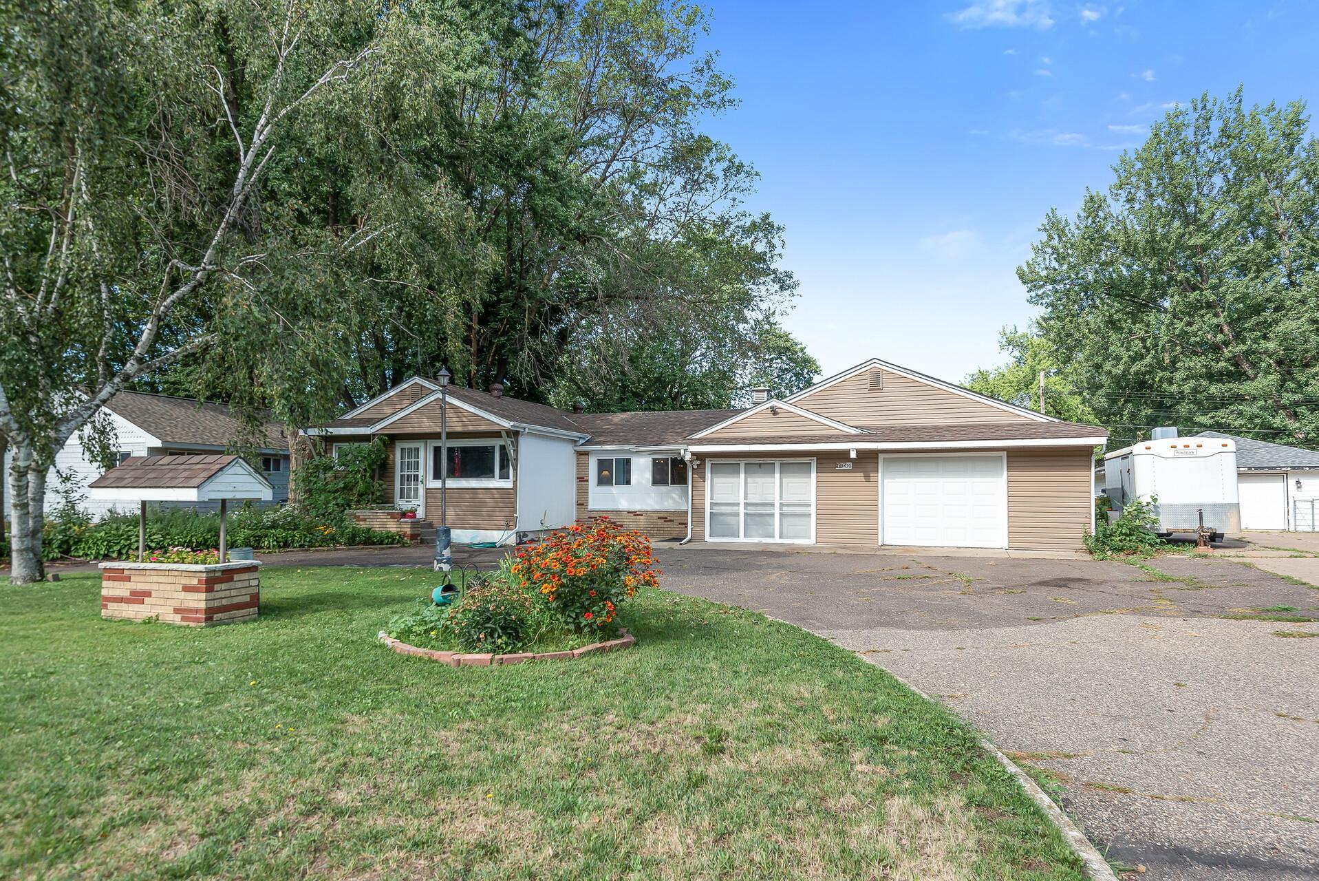 View of Residential at 1001 Ferndale Street, Maplewood MN 55119, Maplewood - Mike Wilen | Minnesota Team Real Estate