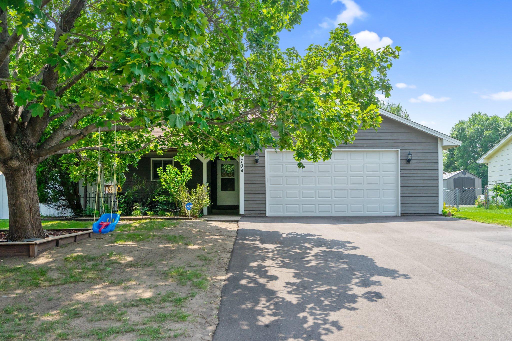 View of Residential at 709 Meadowwood Drive, Brooklyn Park MN 55444, Brooklyn Park - Mike Wilen | Minnesota Team Real Estate