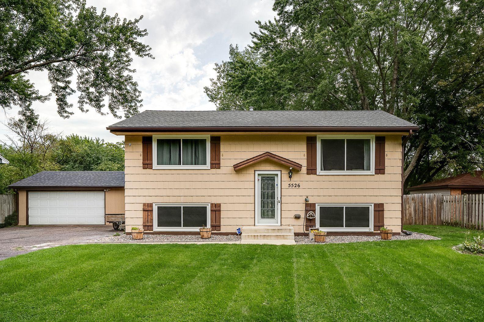 View of Residential at 5526 Saint Stephens Street, Mounds View MN 55112, Mounds View - Mike Wilen | Minnesota Team Real Estate
