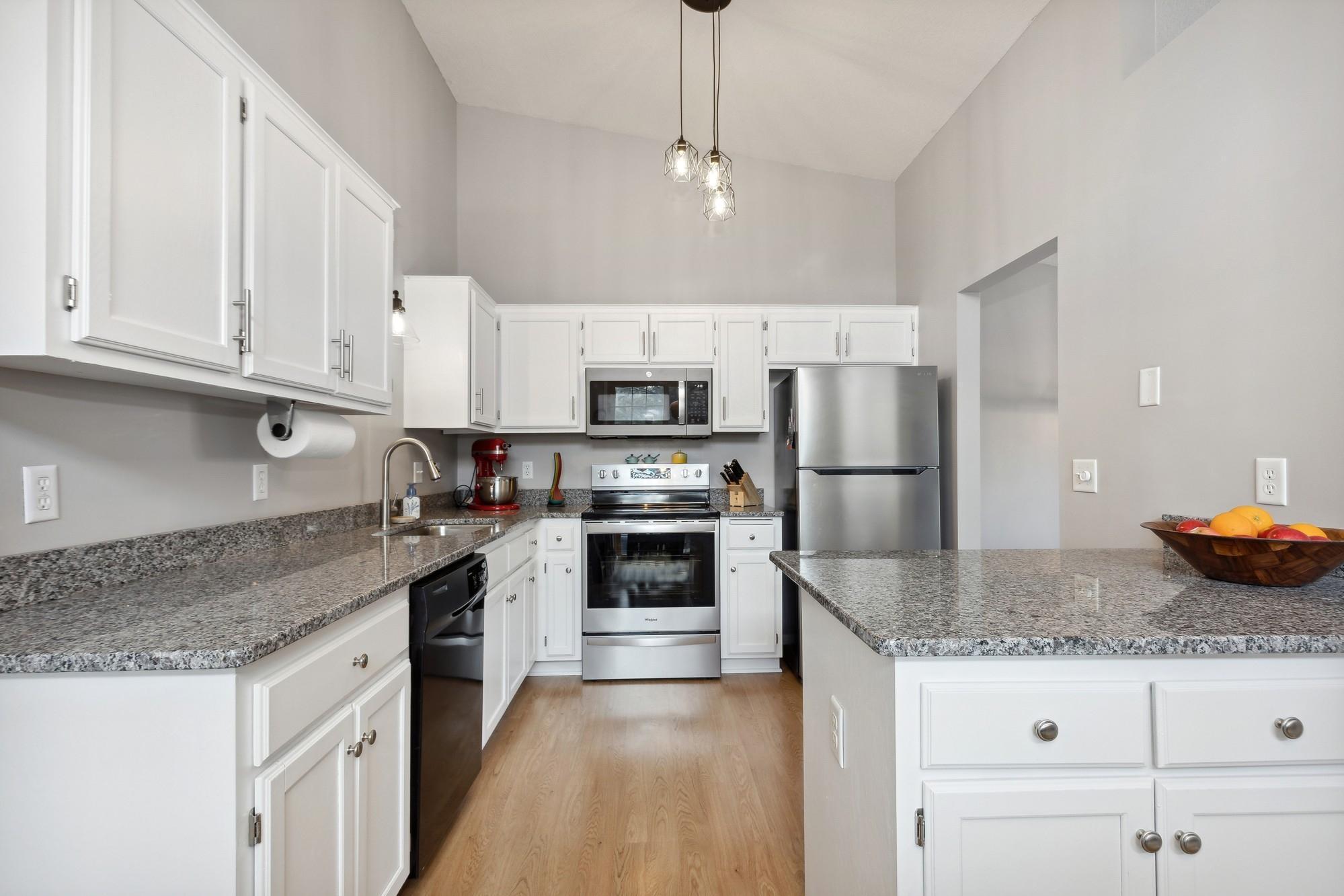 View of Residential at 1972 Granite Avenue, Oakdale MN 55128, Oakdale - Mike Wilen | Minnesota Team Real Estate