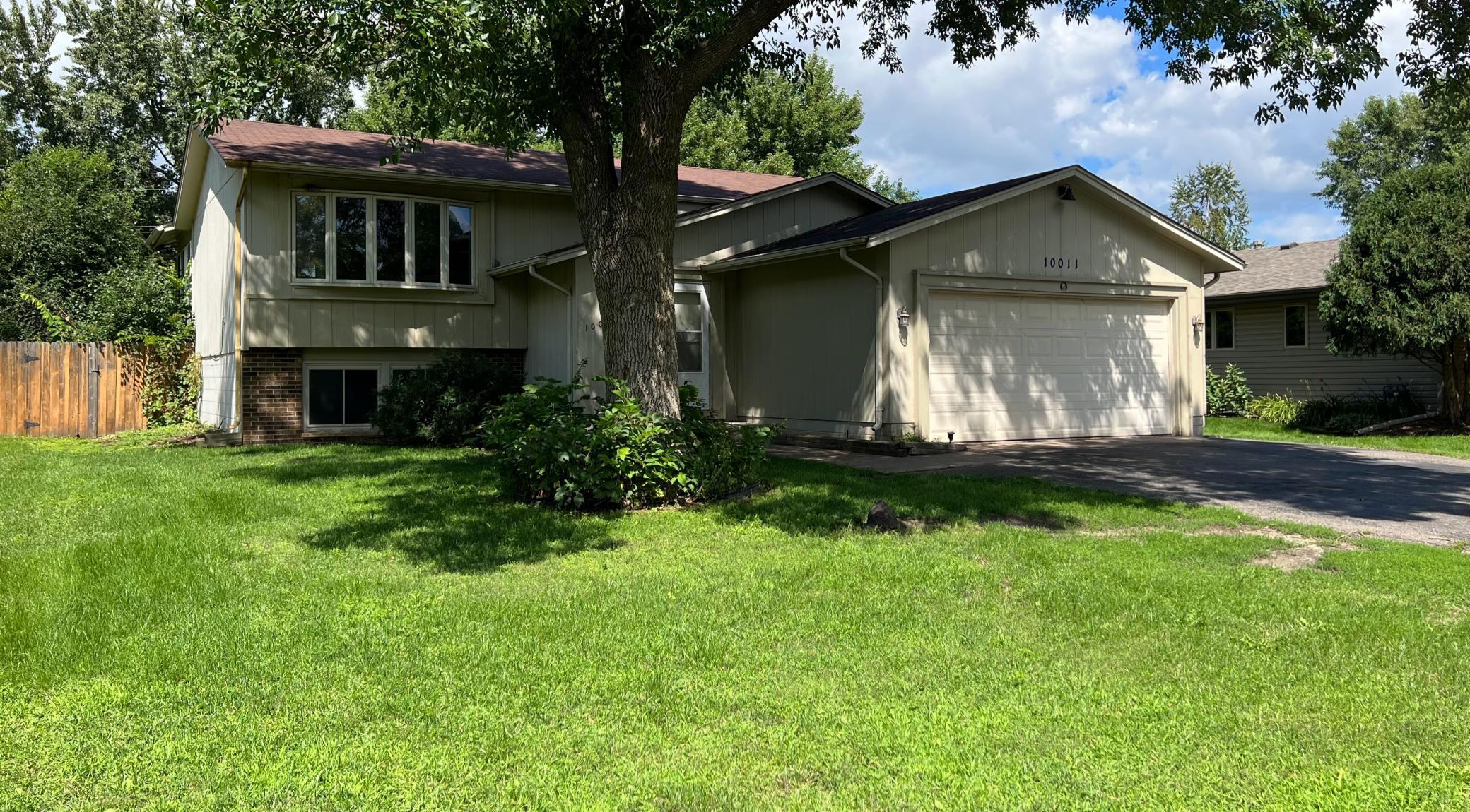 View of Residential at 10011 Monticello Lane, Maple Grove MN 55369, Maple Grove - Mike Wilen | Minnesota Team Real Estate