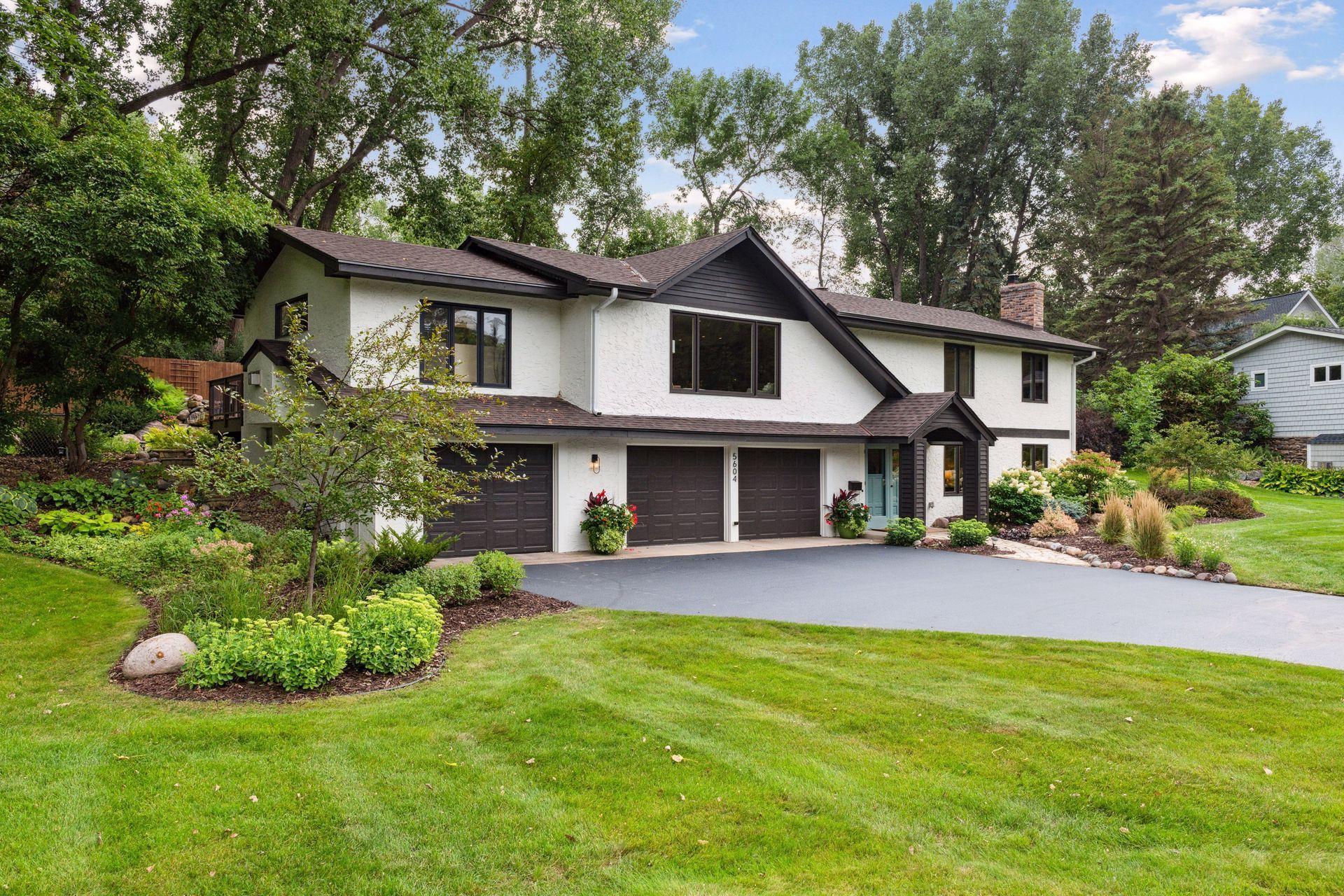 View of Residential at 5604 Dundee Road, Edina MN 55436, Edina - Mike Wilen | Minnesota Team Real Estate