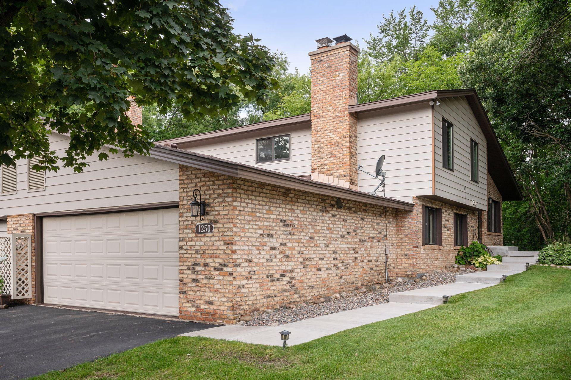 View of Residential at 1250 Black Oaks Lane, Plymouth MN 55447, Plymouth - Mike Wilen | Minnesota Team Real Estate